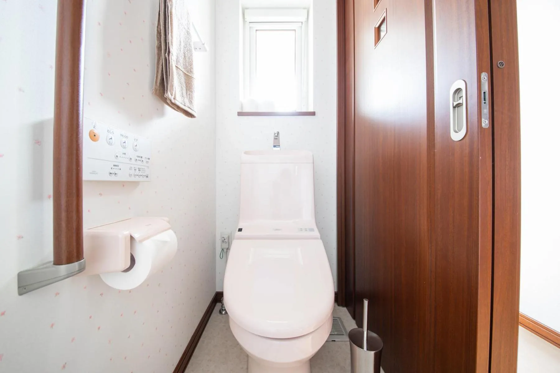 Toilet in THE VILLA FURANO【Wide Horizon】