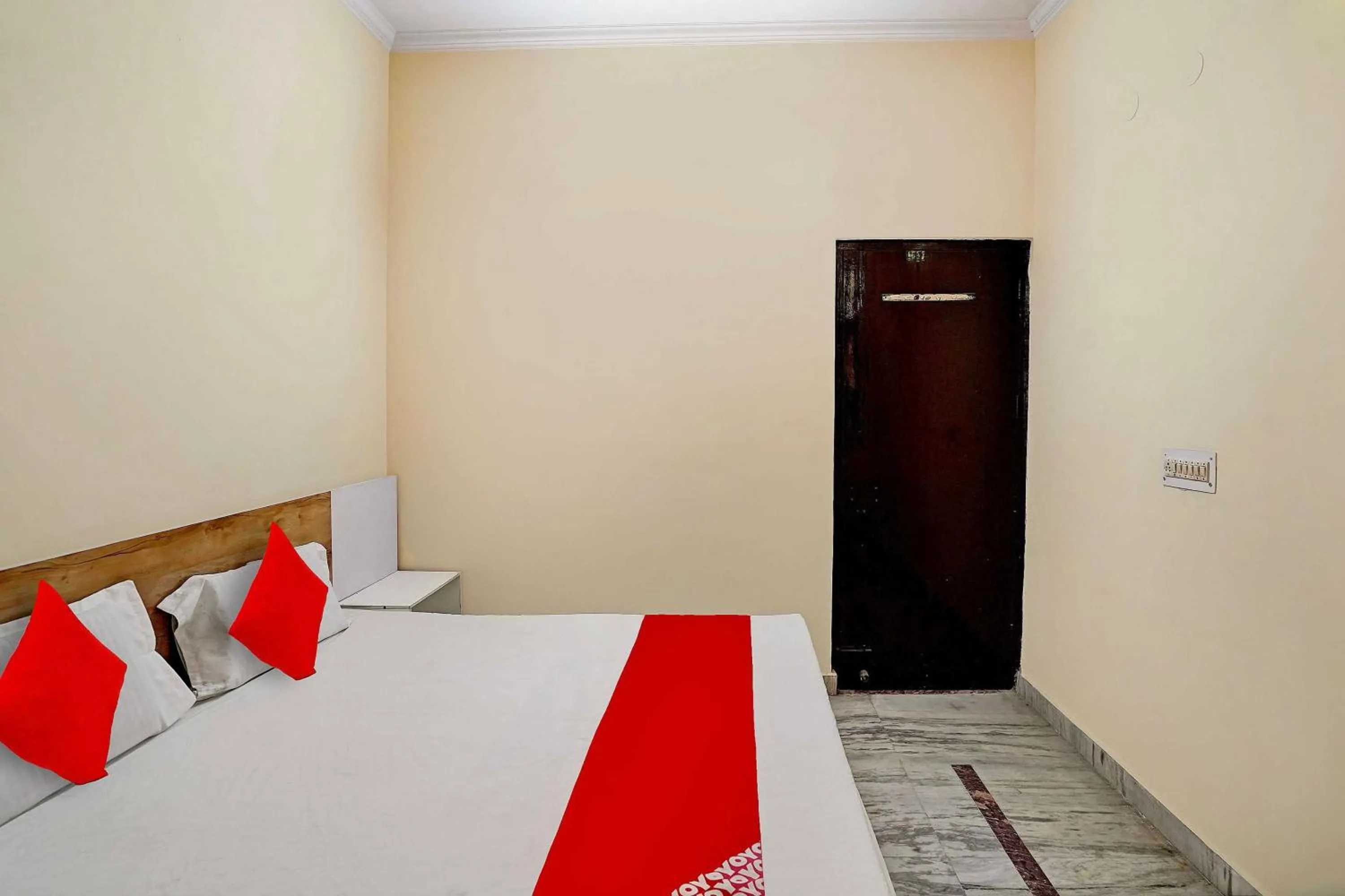 Bedroom, Bed in Hotel O The Pacific Hotel Parade Ground