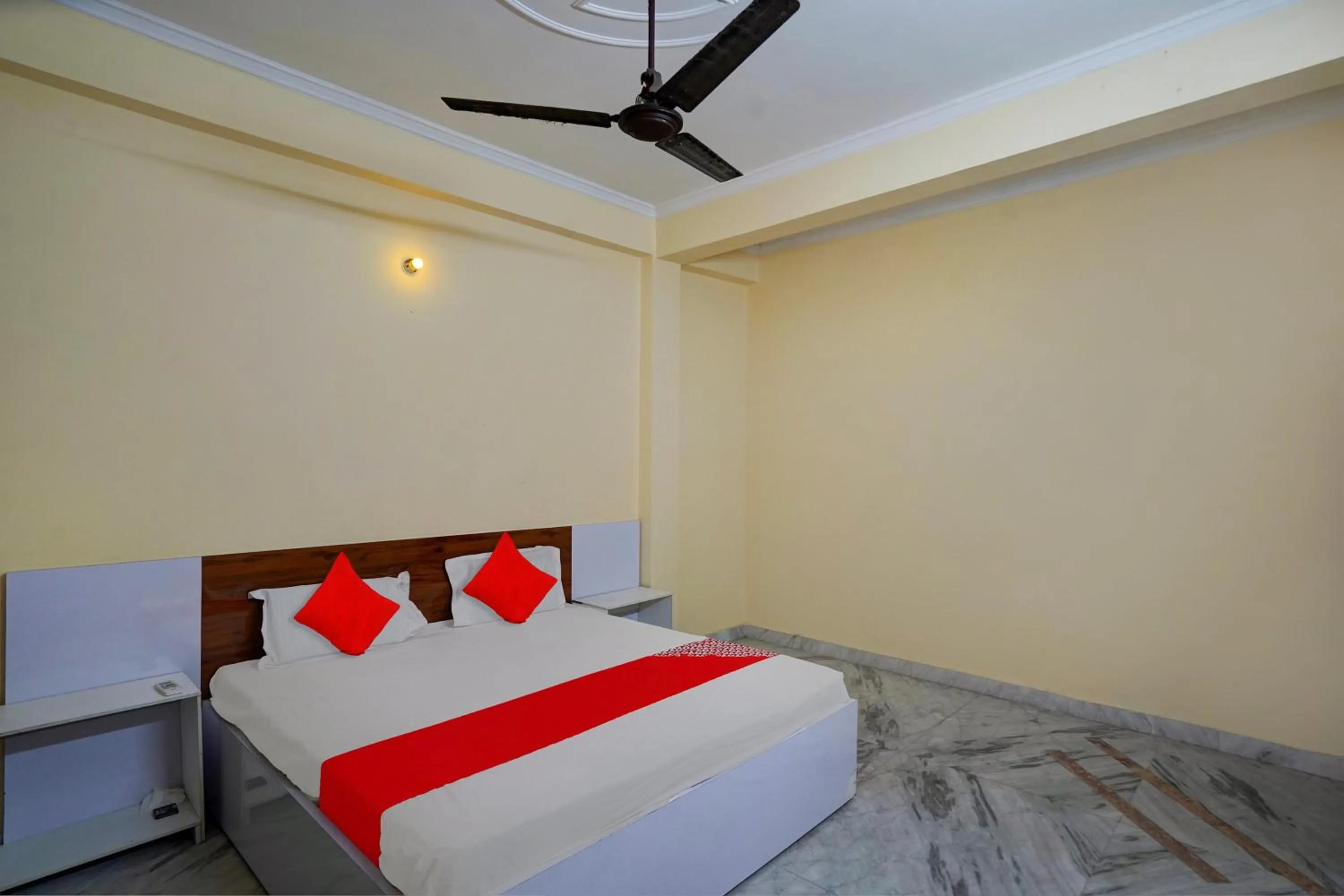 Bedroom, Bed in Hotel O The Pacific Hotel Parade Ground