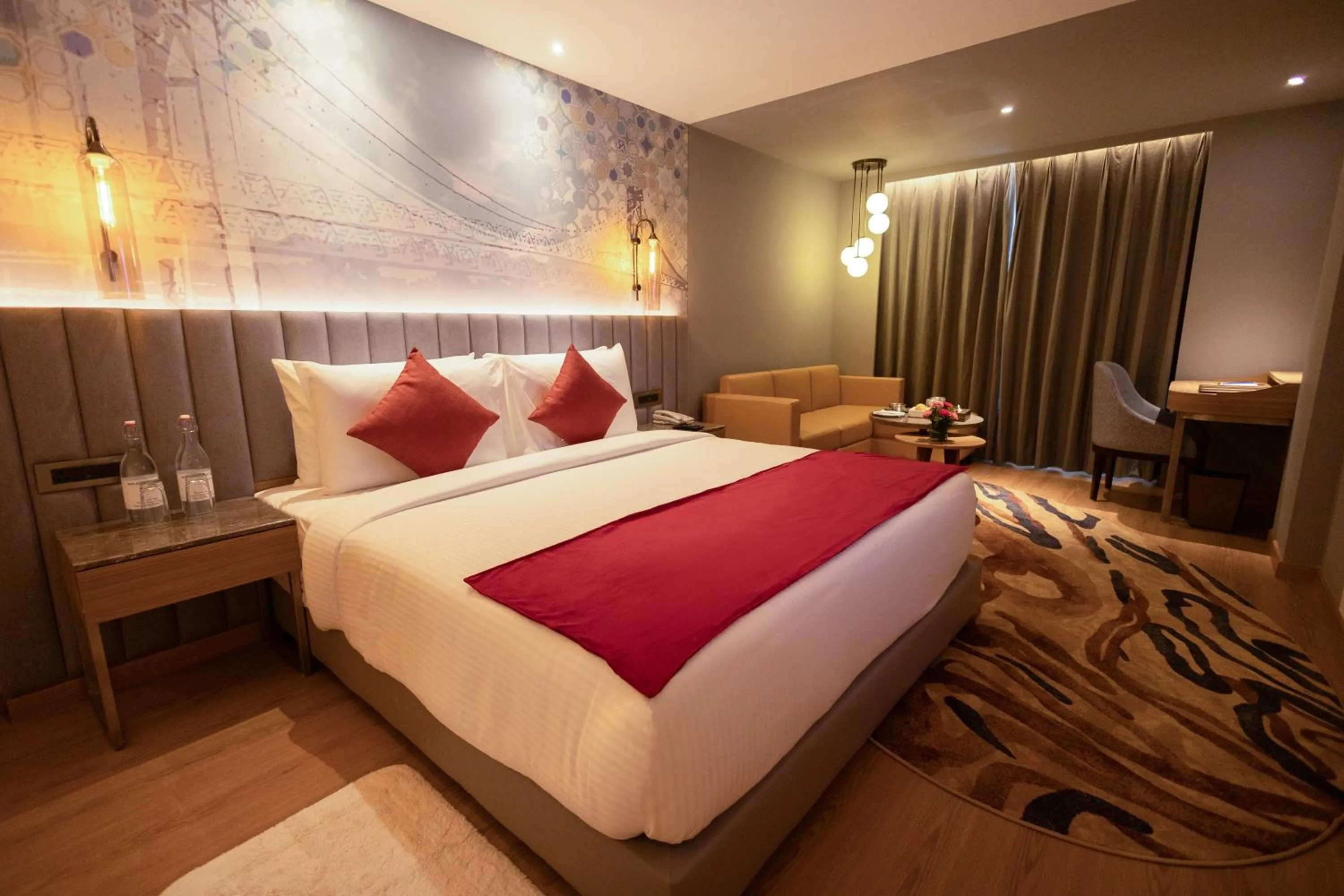 Bedroom, Bed in Golden Tulip Bhopal