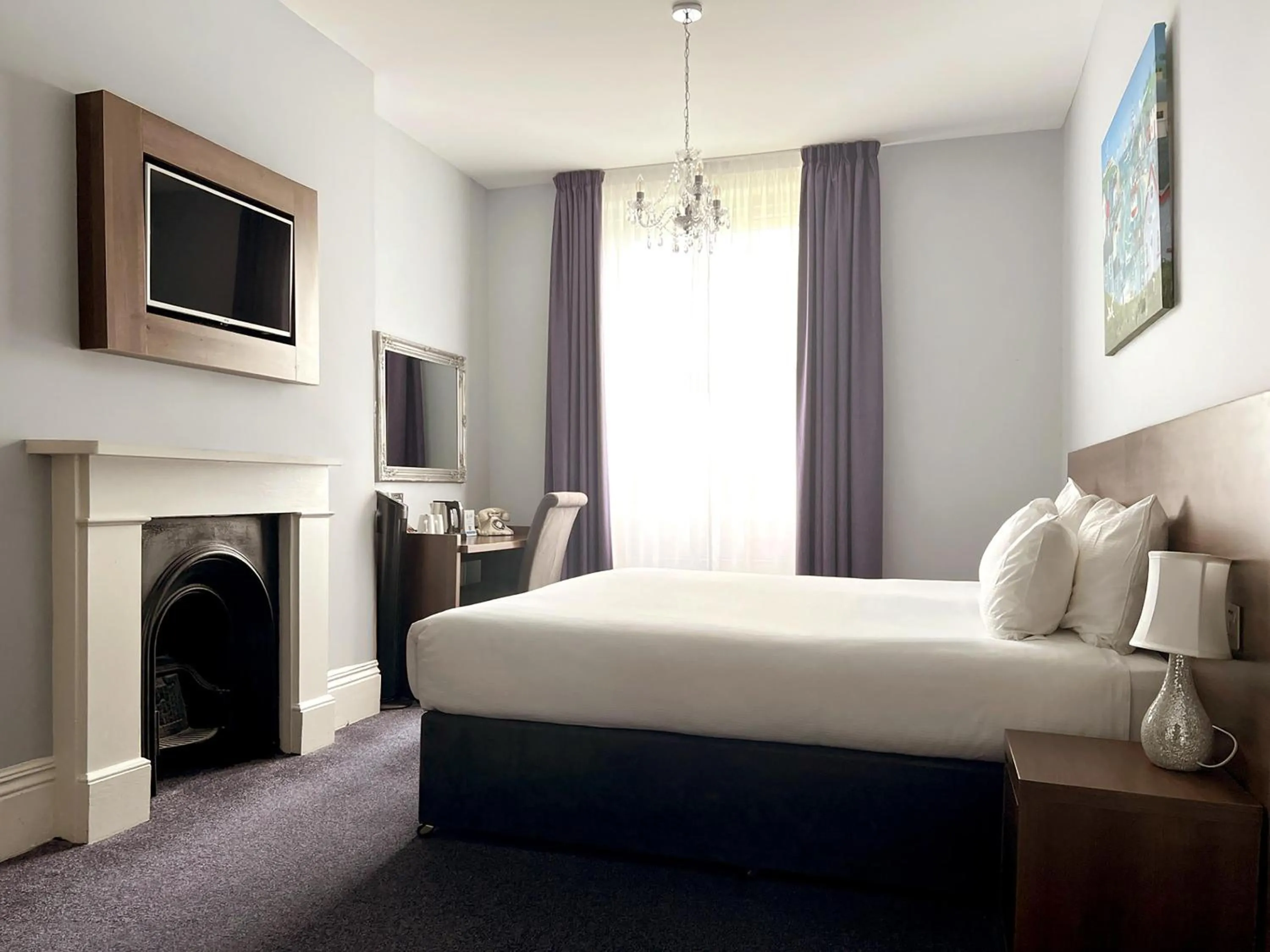 Bedroom, Bed in The View Hotel Folkestone, a member of Radisson Individuals