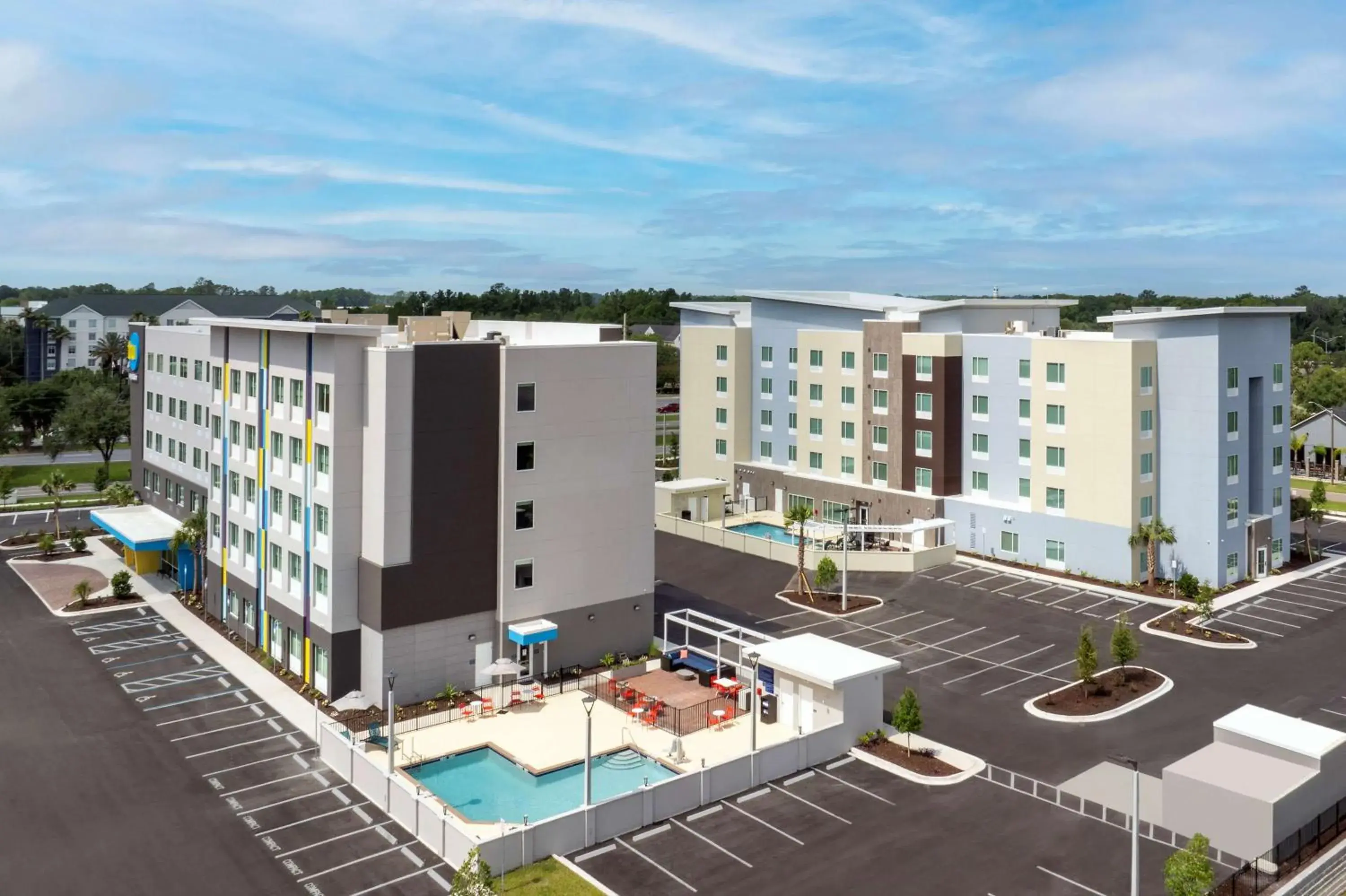 Property building in Tru By Hilton Jacksonville Airport Property building in Tru By Hilton Jacksonville Airport