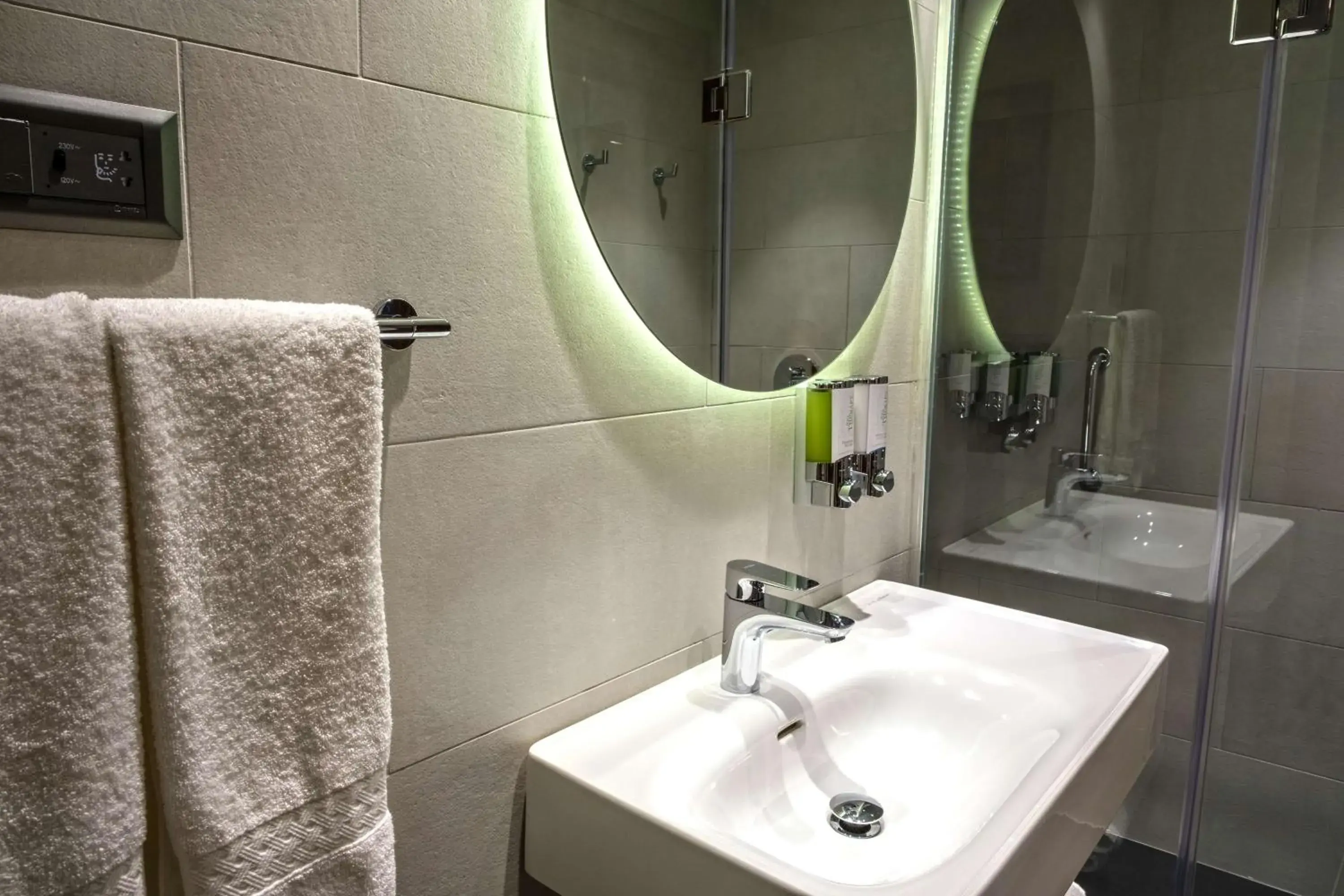 Bathroom in Hampton By Hilton Sakarya Bathroom in Hampton By Hilton Sakarya