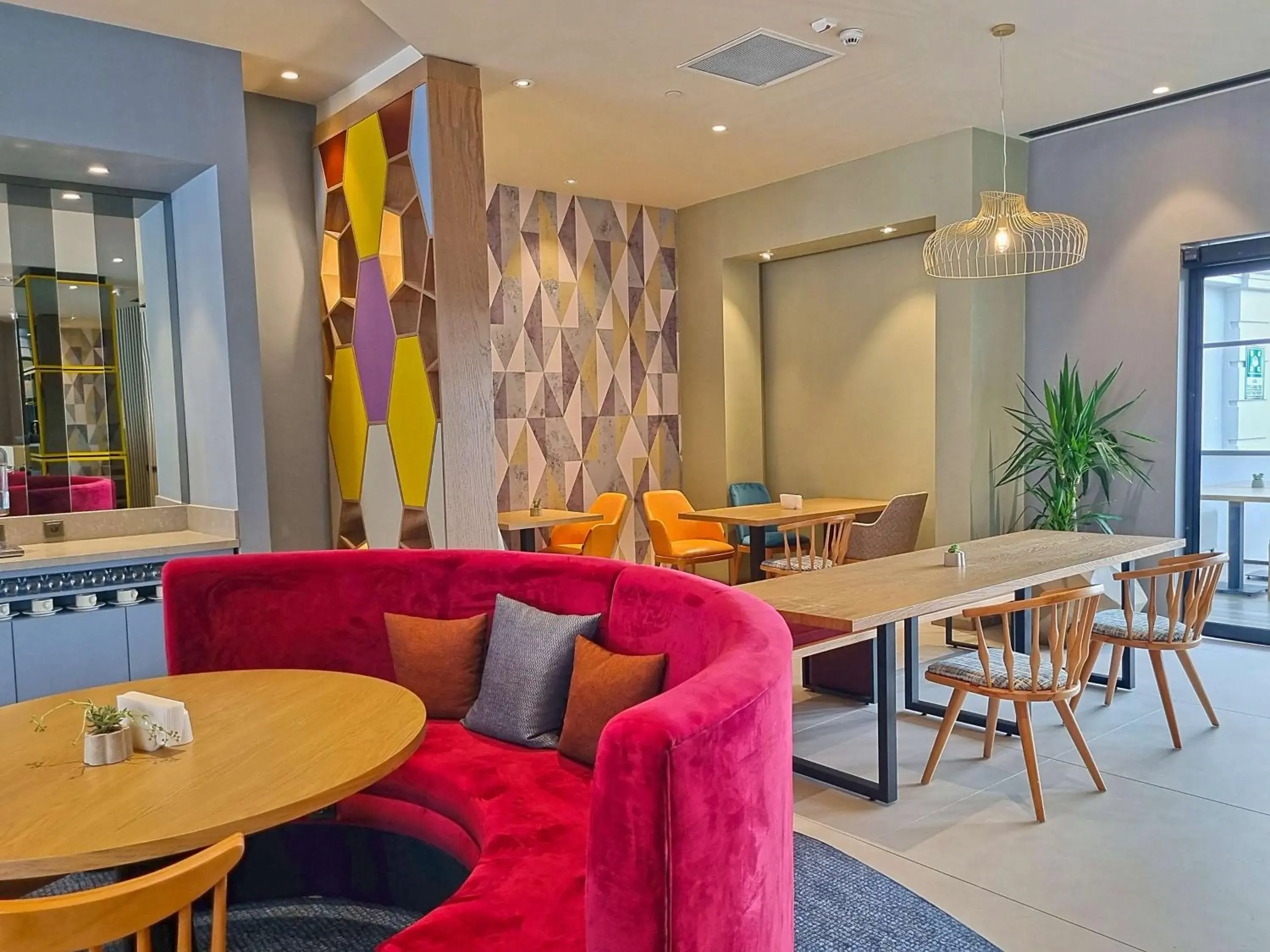 Lobby or reception in Hampton By Hilton Sakarya Lobby or reception in Hampton By Hilton Sakarya