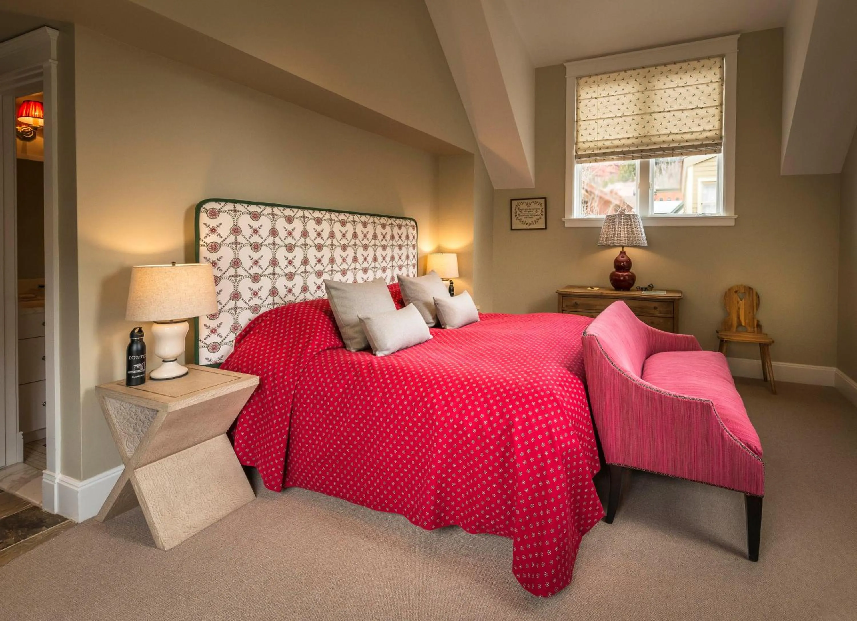 Bedroom, Bed in Dunton Town House Hotel