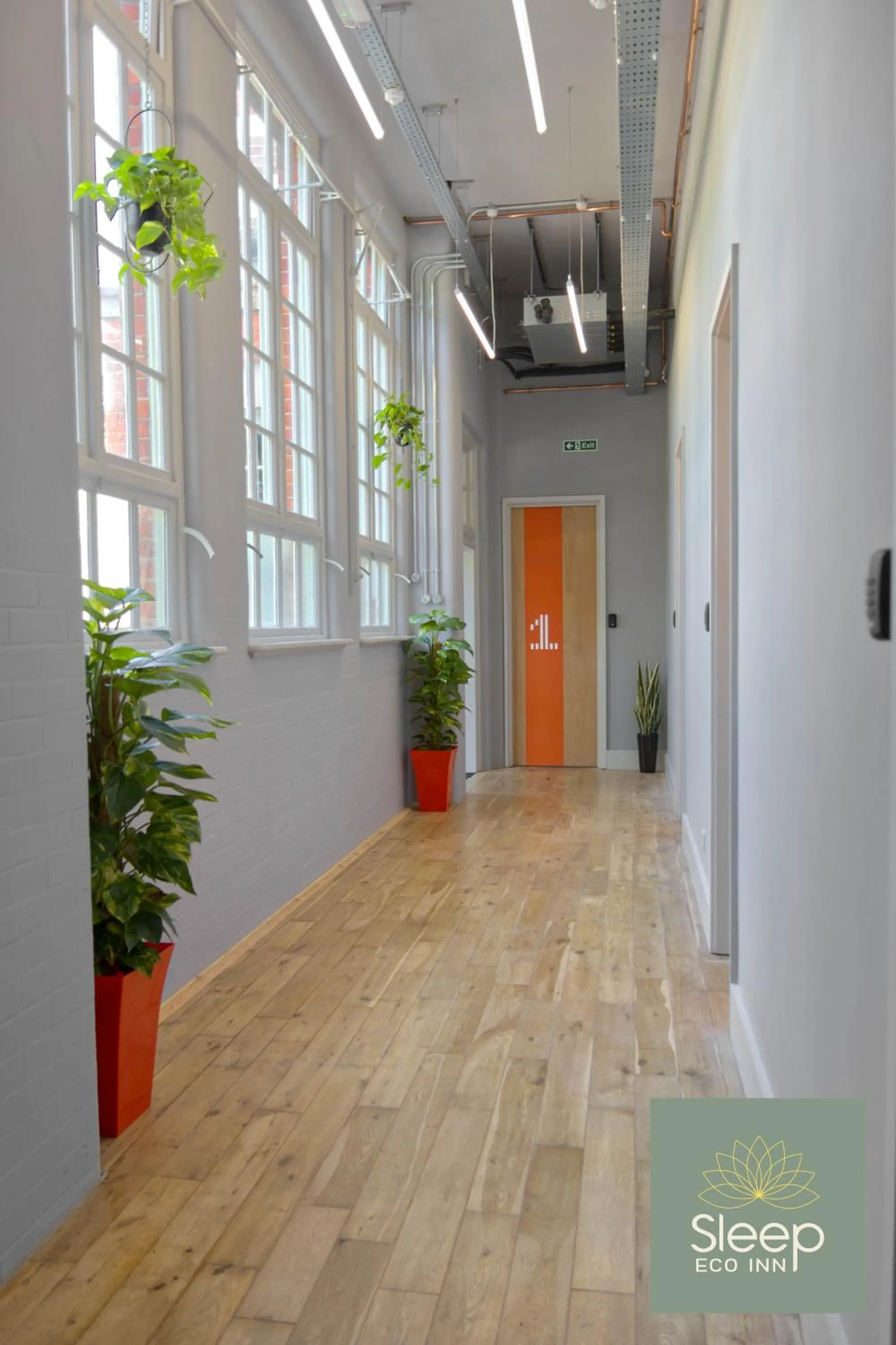 Text overlay in Sleep Hotel