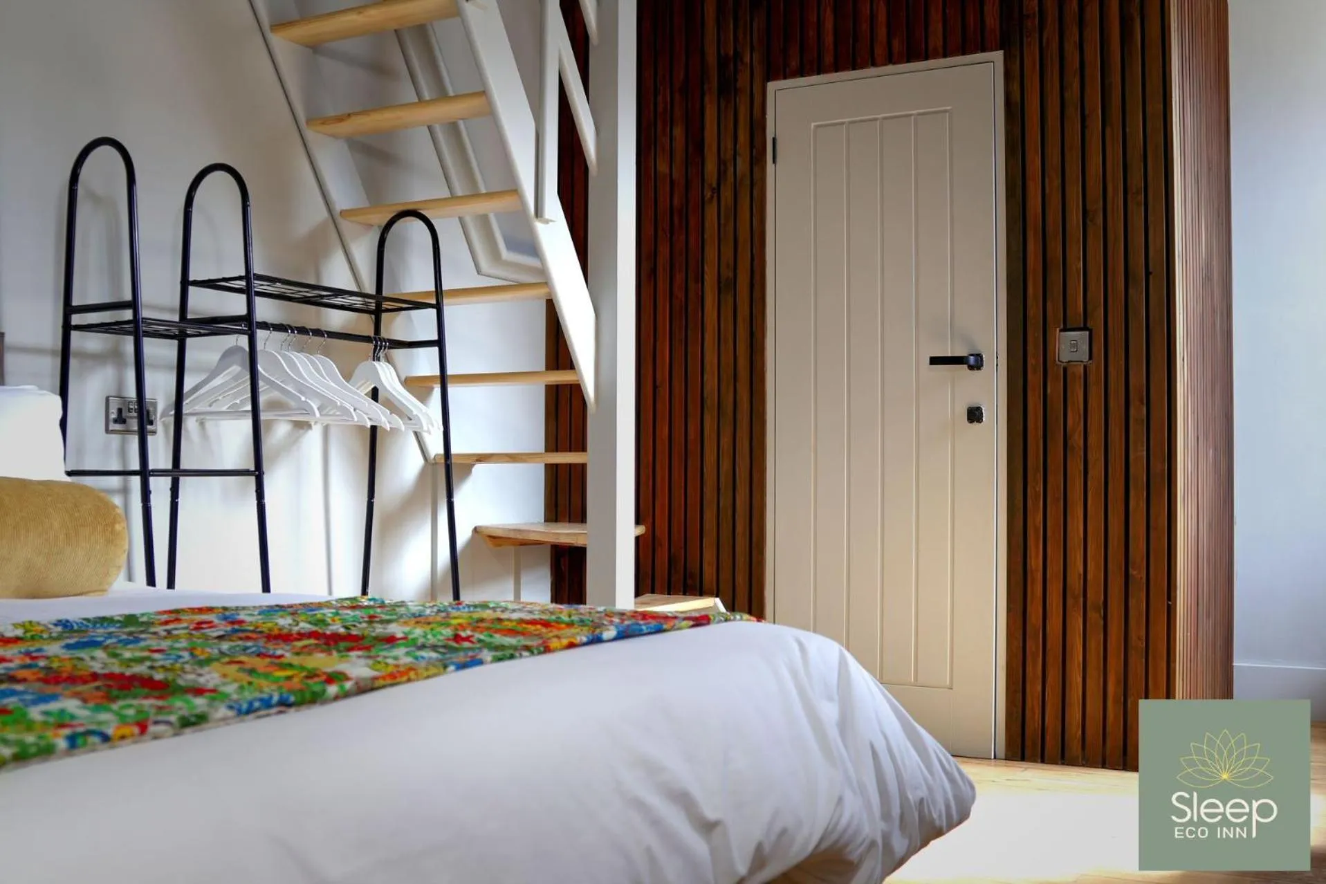 Hiking, Bed in Sleep Hotel