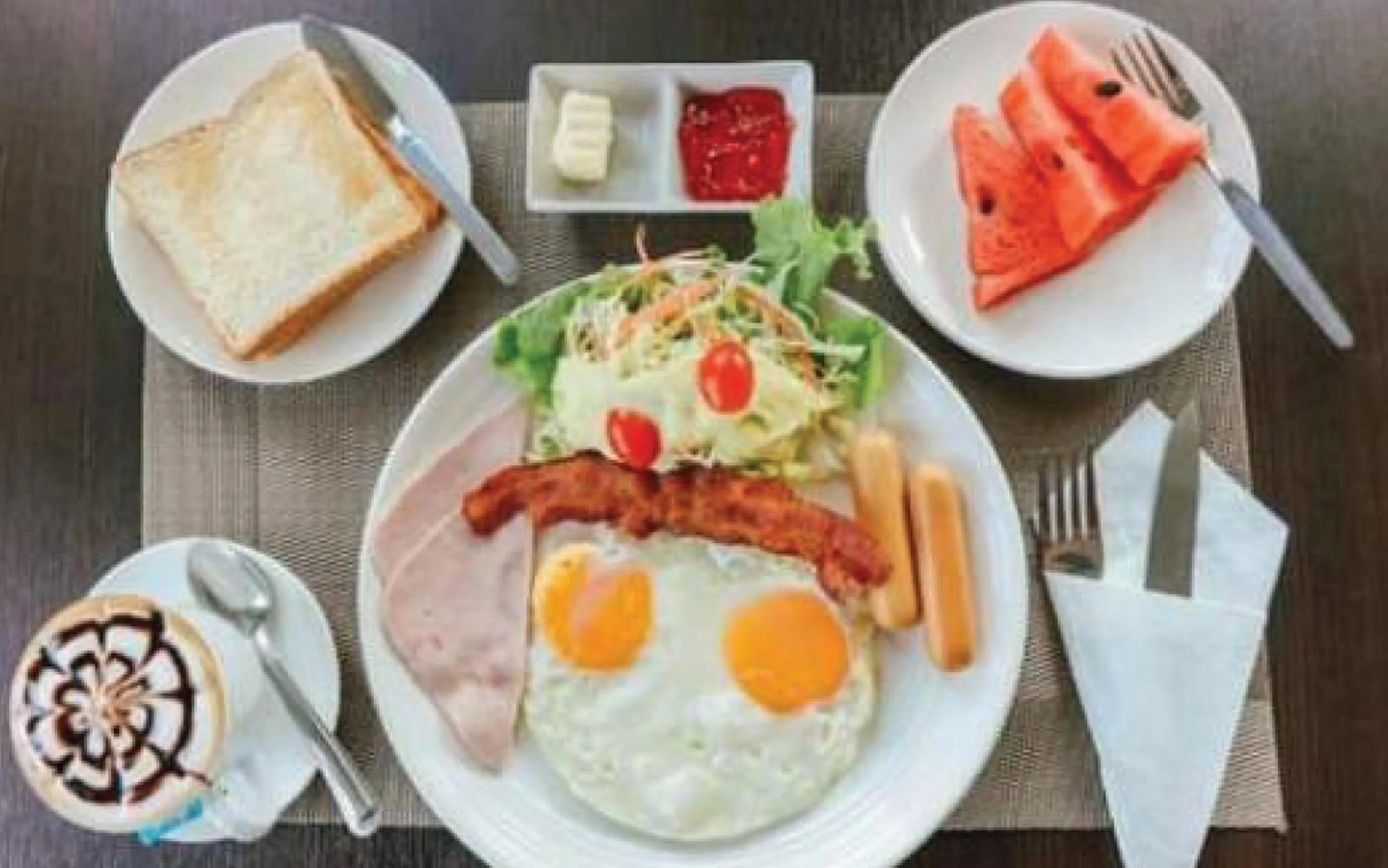 Breakfast in Petpumok Wangnamkhiao Hotel