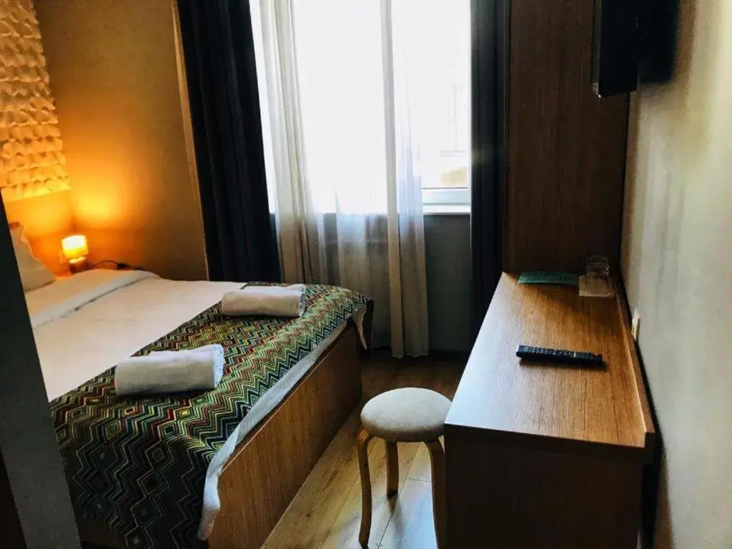 Standard Double or Twin Room in Downtown Old Tbilisi Standard Double or Twin Room in Downtown Old Tbilisi