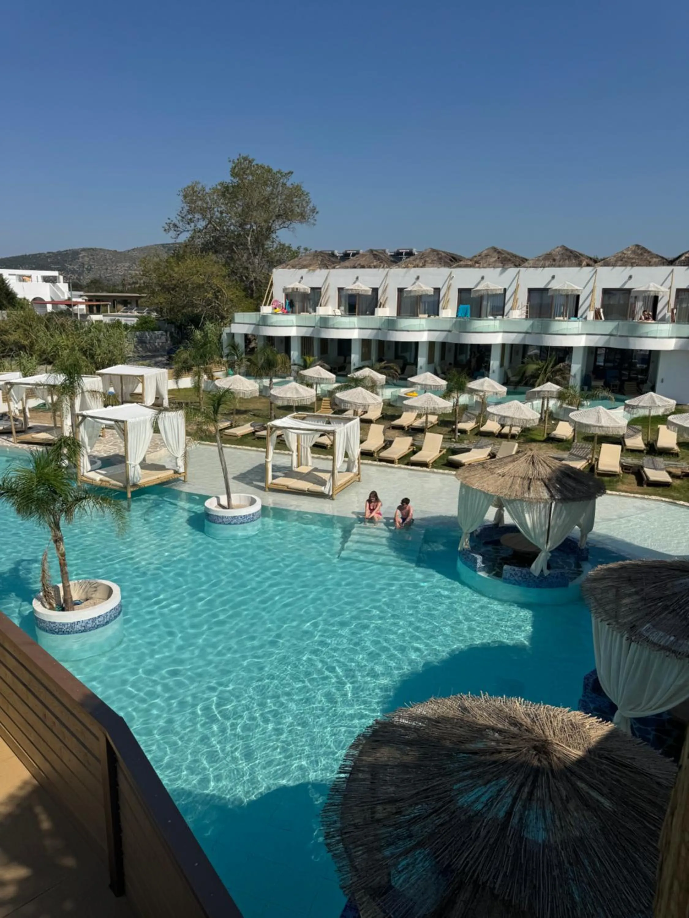 Alia Beachfront Suites and Spa