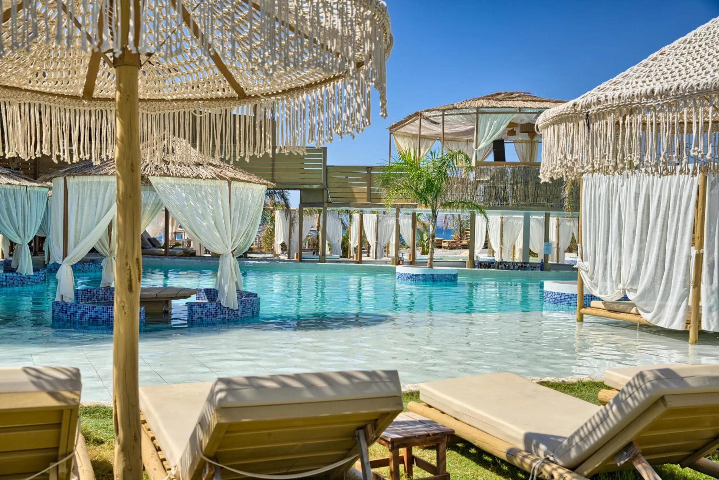 Alia Beachfront Suites and Spa