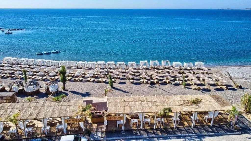 Alia Beachfront Suites and Spa