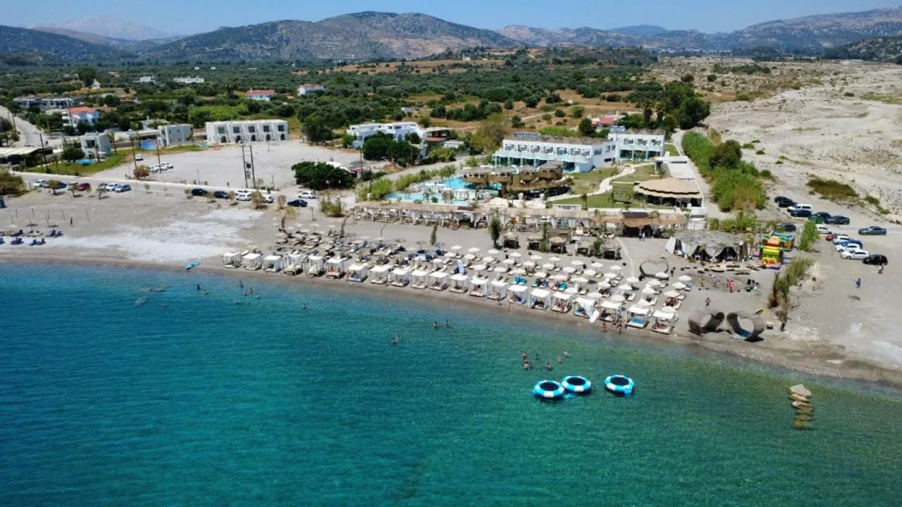 Alia Beachfront Suites and Spa