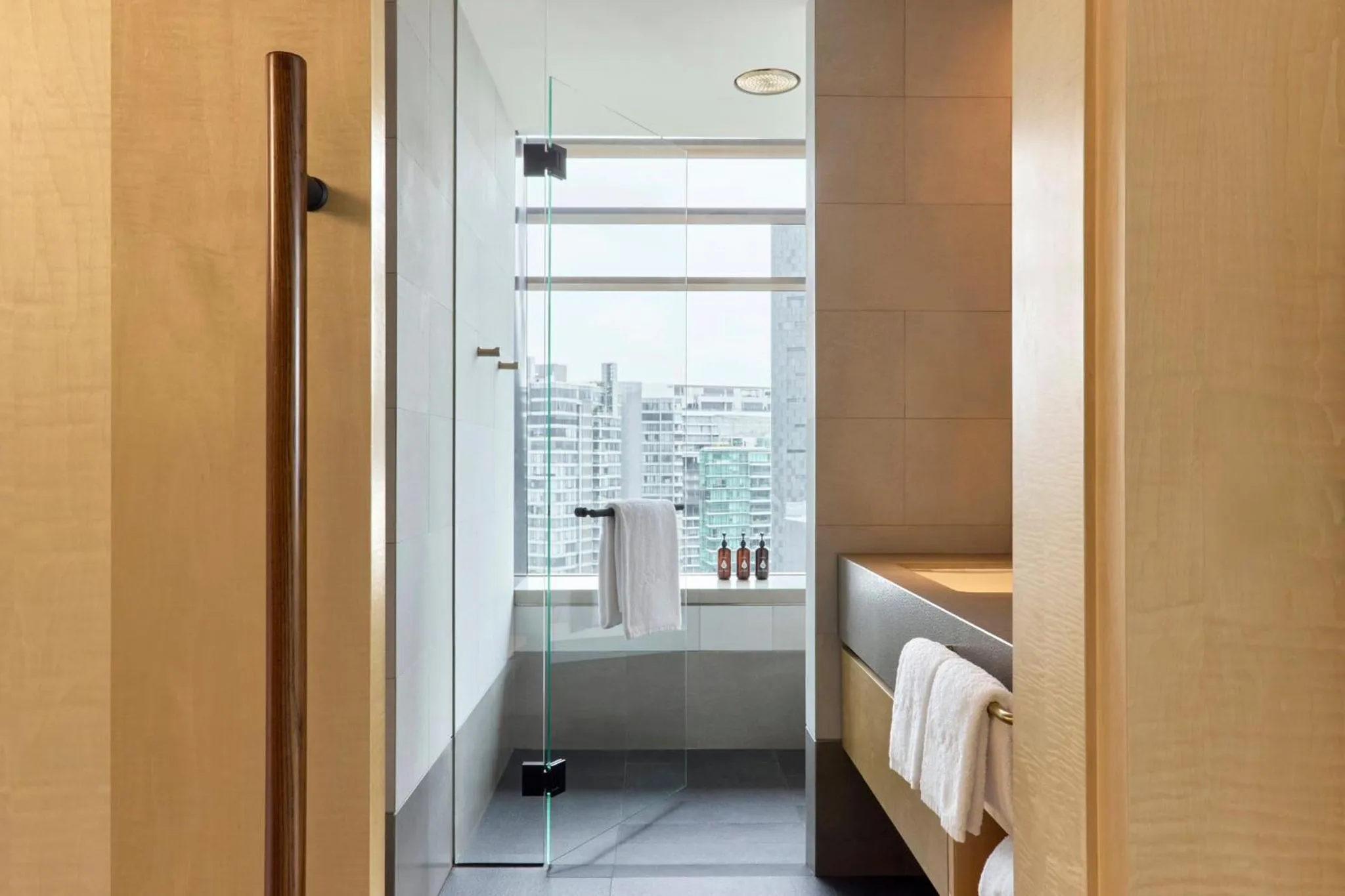Bathroom in COMO Metropolitan Singapore