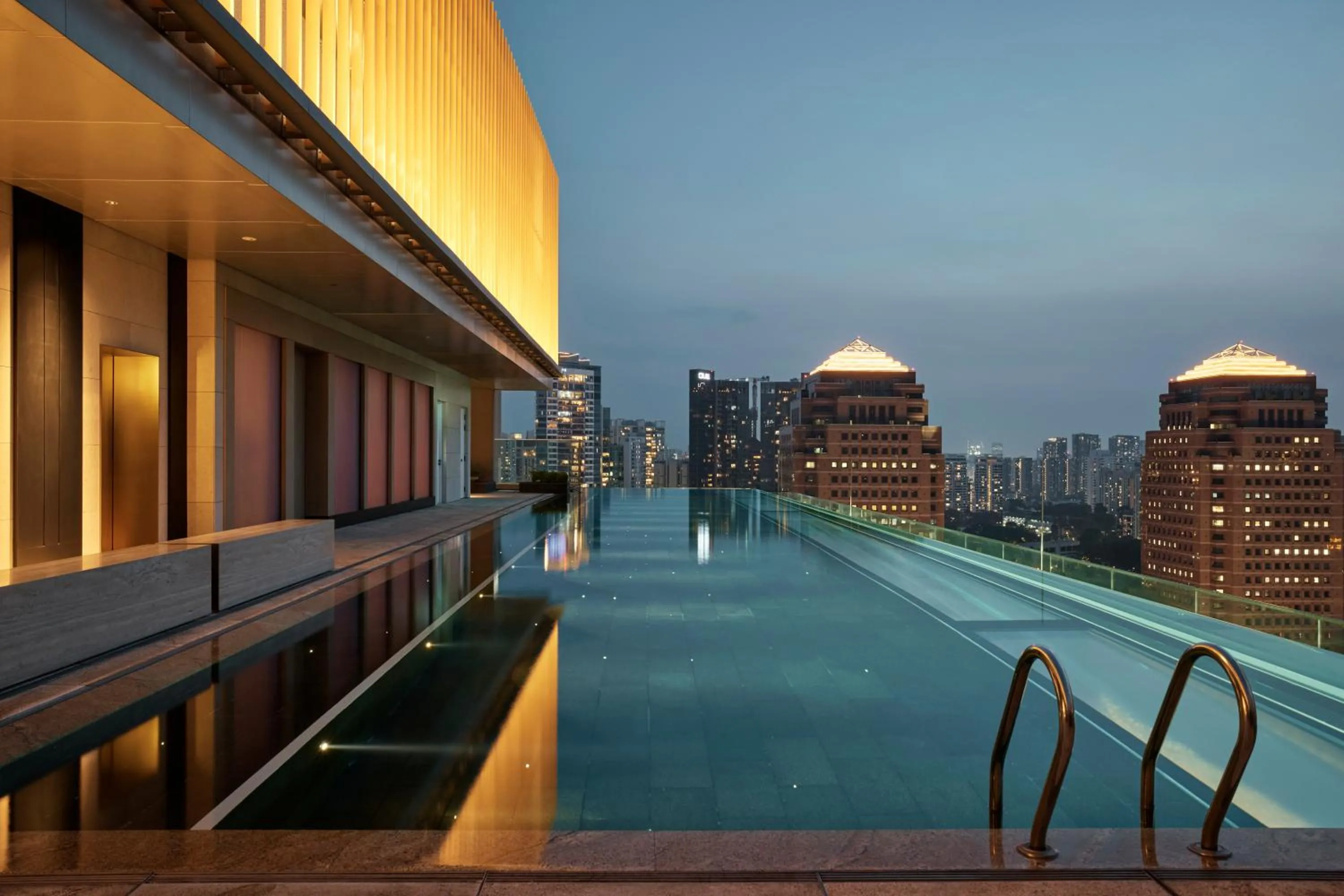 Swimming pool in COMO Metropolitan Singapore