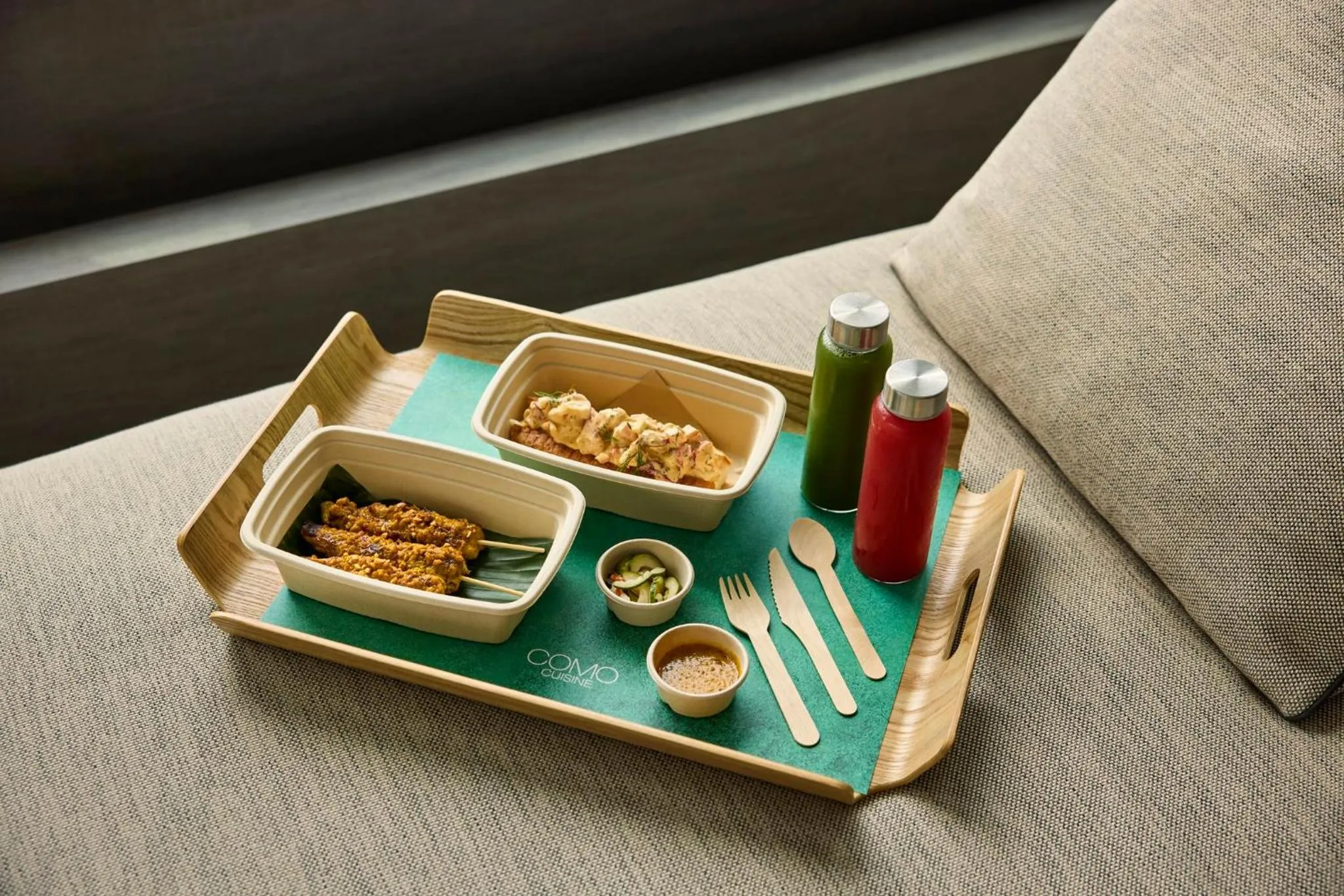 Food and drinks in COMO Metropolitan Singapore