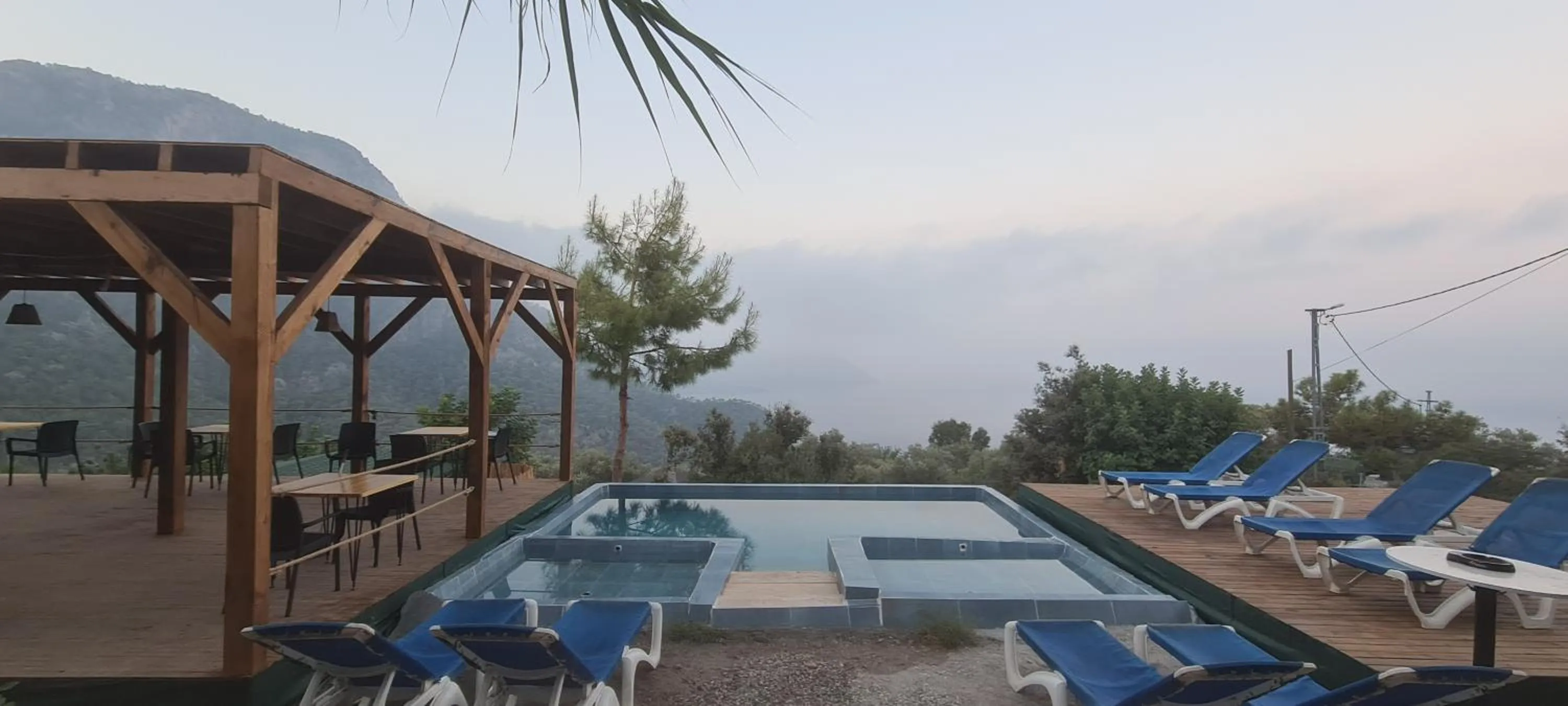 Day in Goat Bungalow and Camping