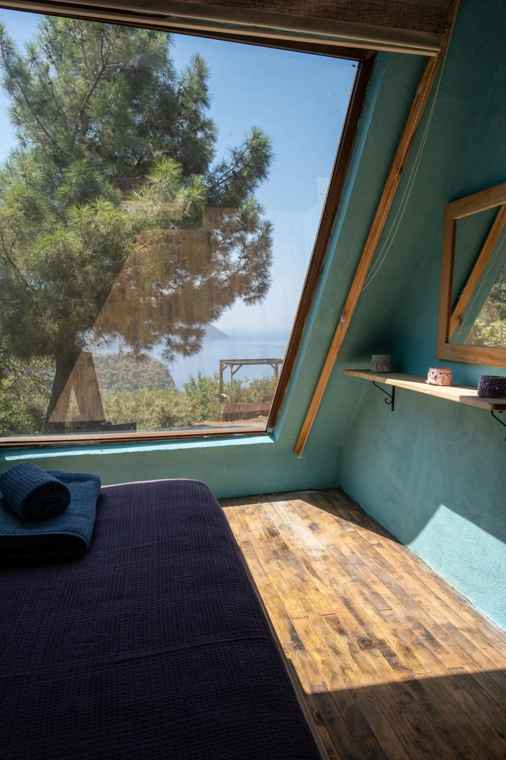 Day in Goat Bungalow and Camping