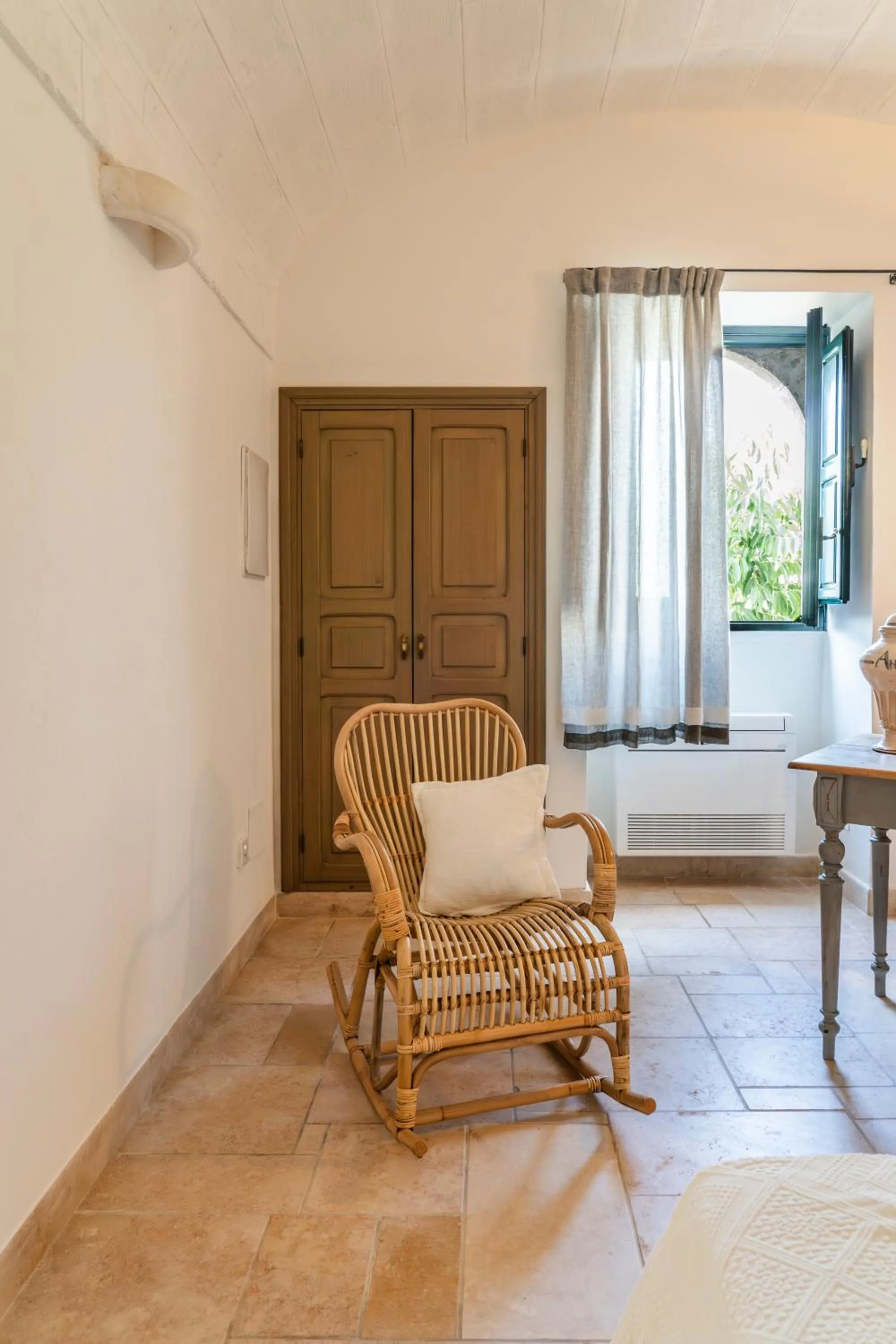 Decorative detail in Masseria Gorgognolo