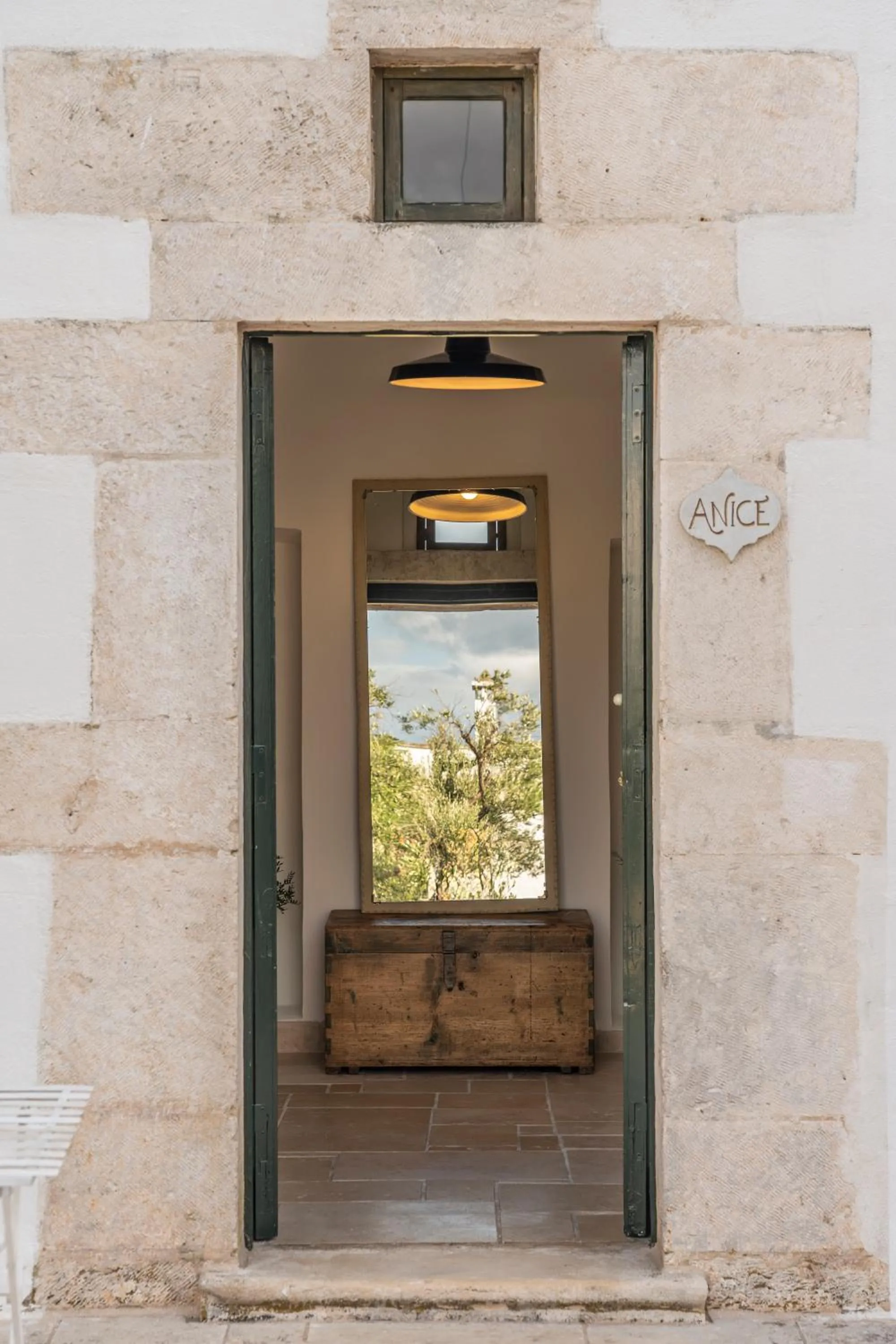 Decorative detail in Masseria Gorgognolo