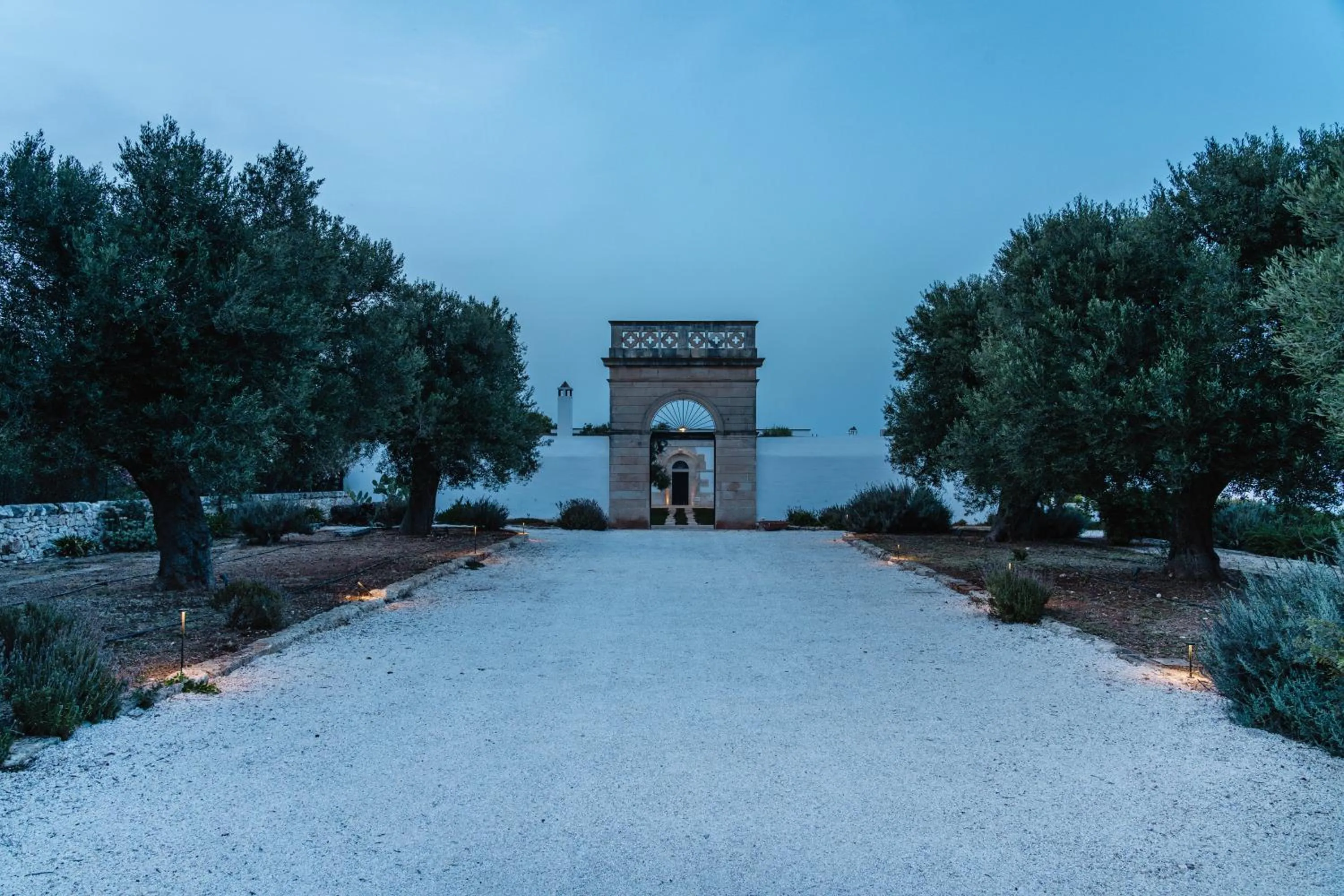 Inner courtyard view in Masseria Gorgognolo