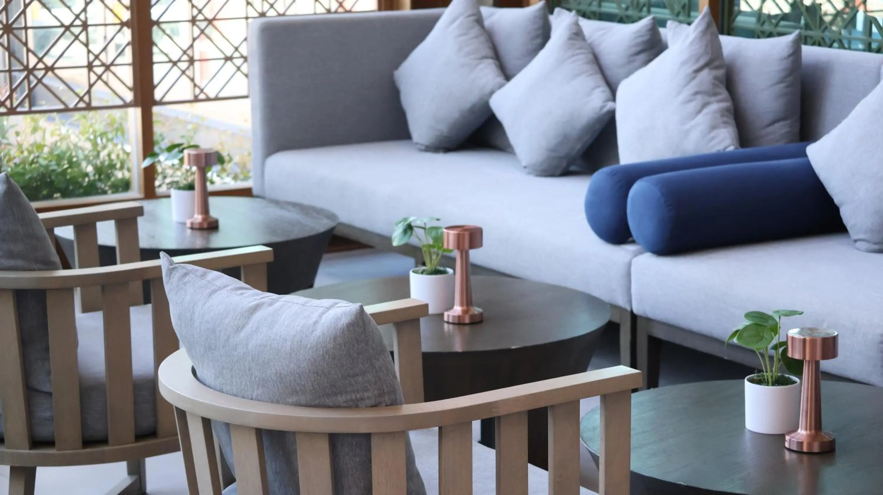 Lounge or bar in Bella Nara Phuket Naiyang Beach