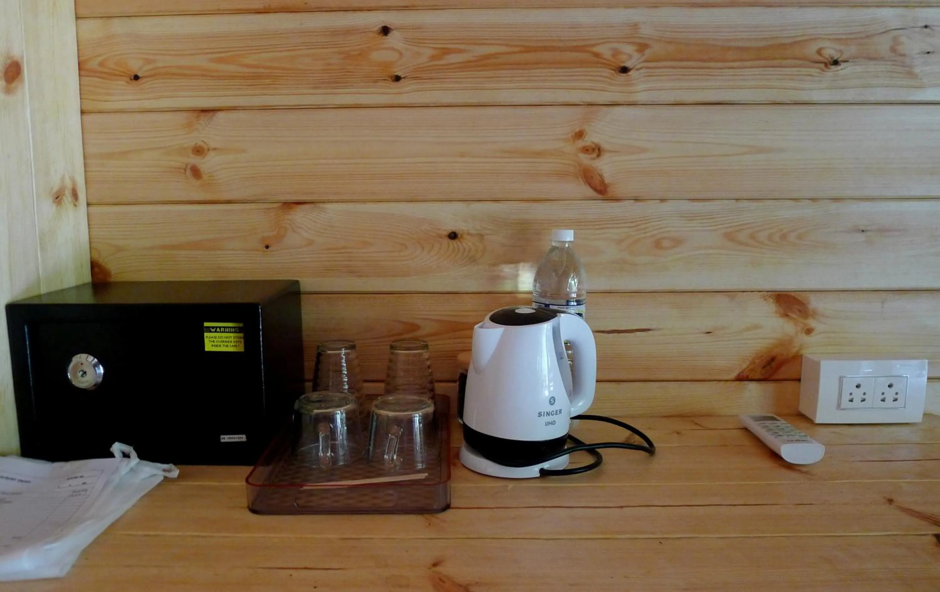 Coffee/tea facilities in Mamagoa Beach Resort
