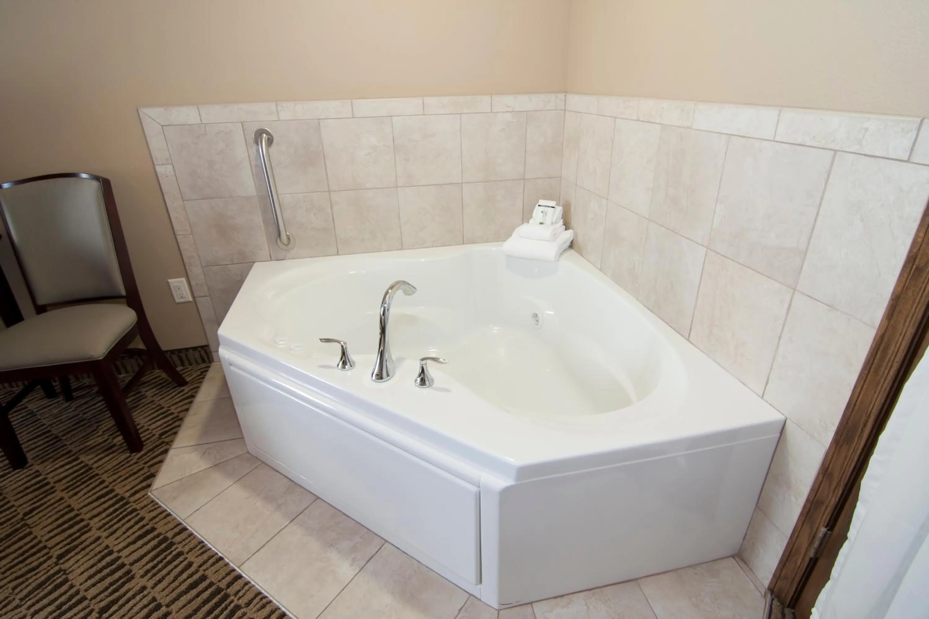 Hot Tub in The Watford