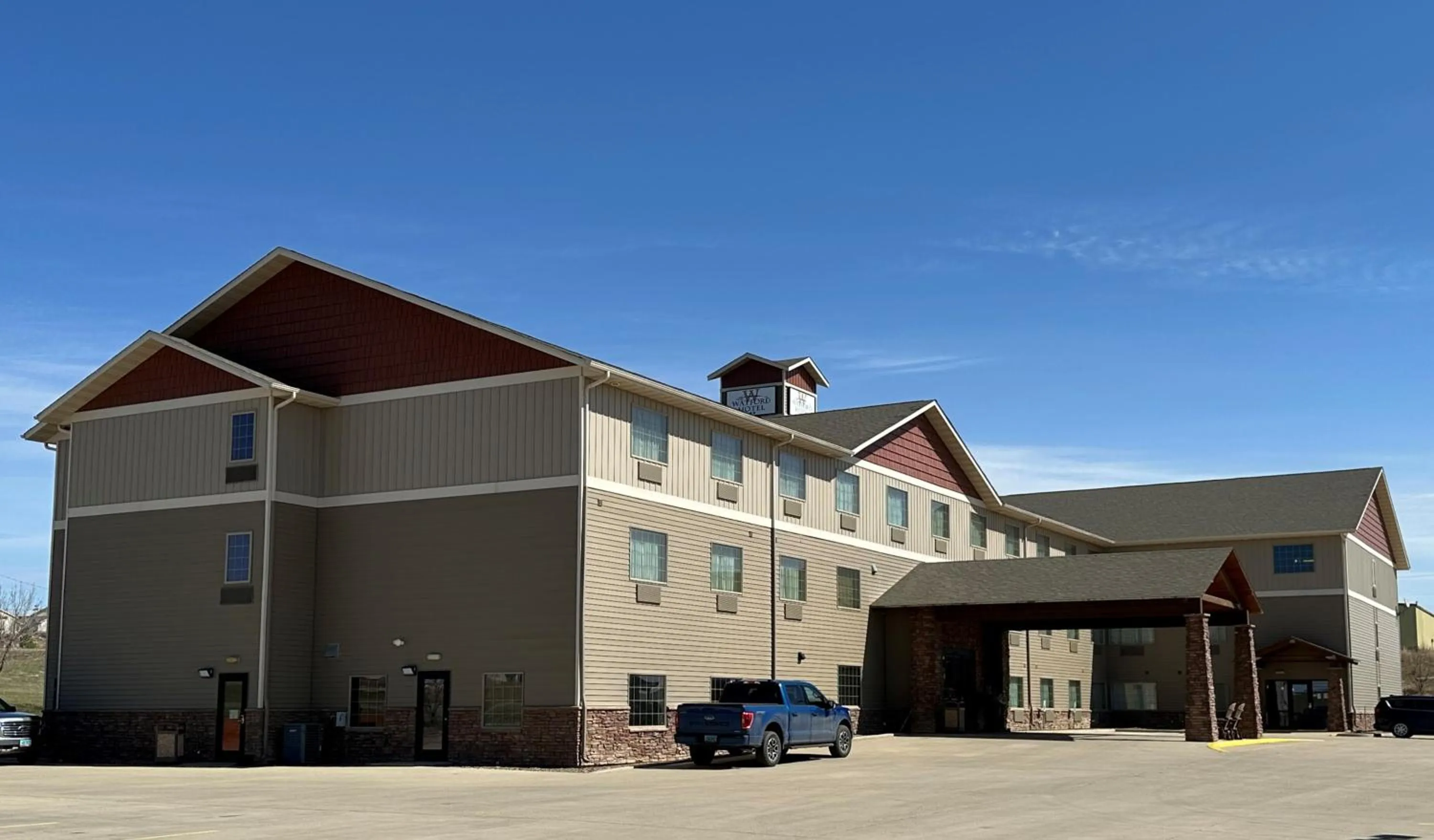 Facade/entrance in The Watford