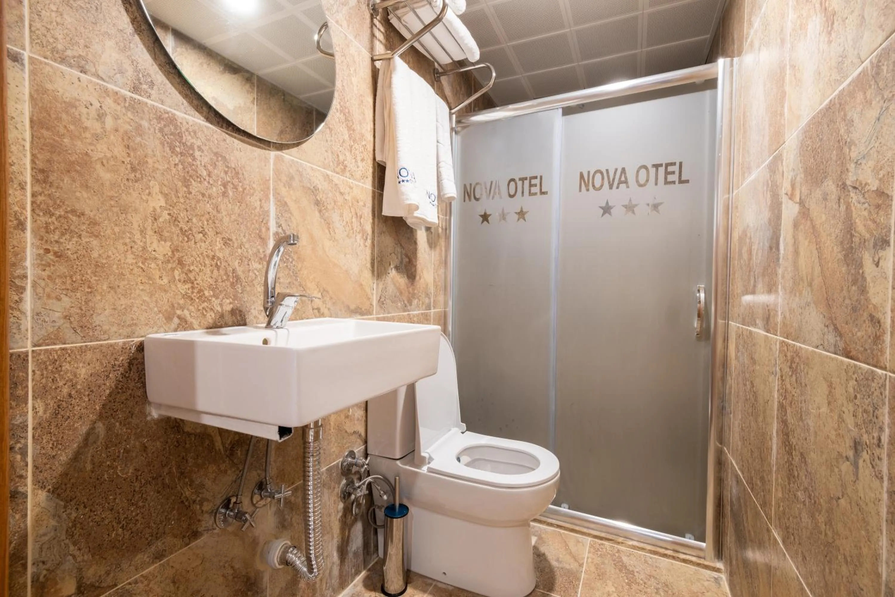 Toilet in Istanbul Nova Hotel