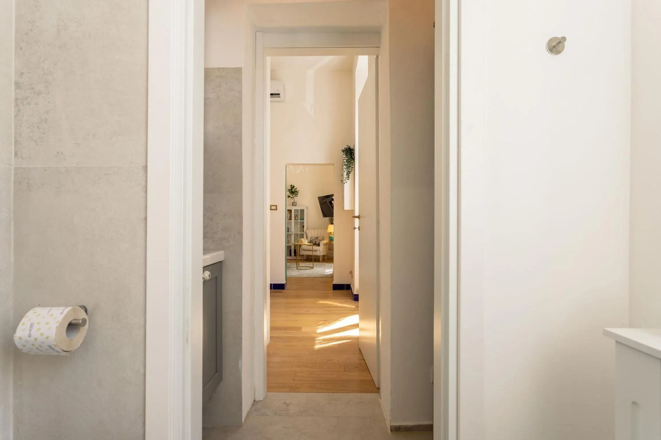 Bathroom in Pearl Of Florence by Halldis
