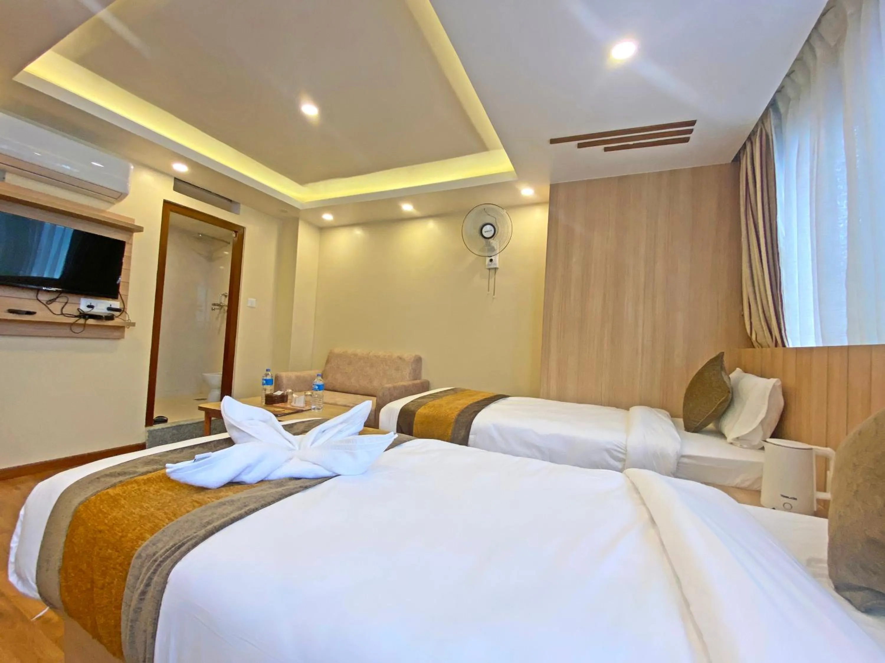 Bed in Hotel Airport Gurkha