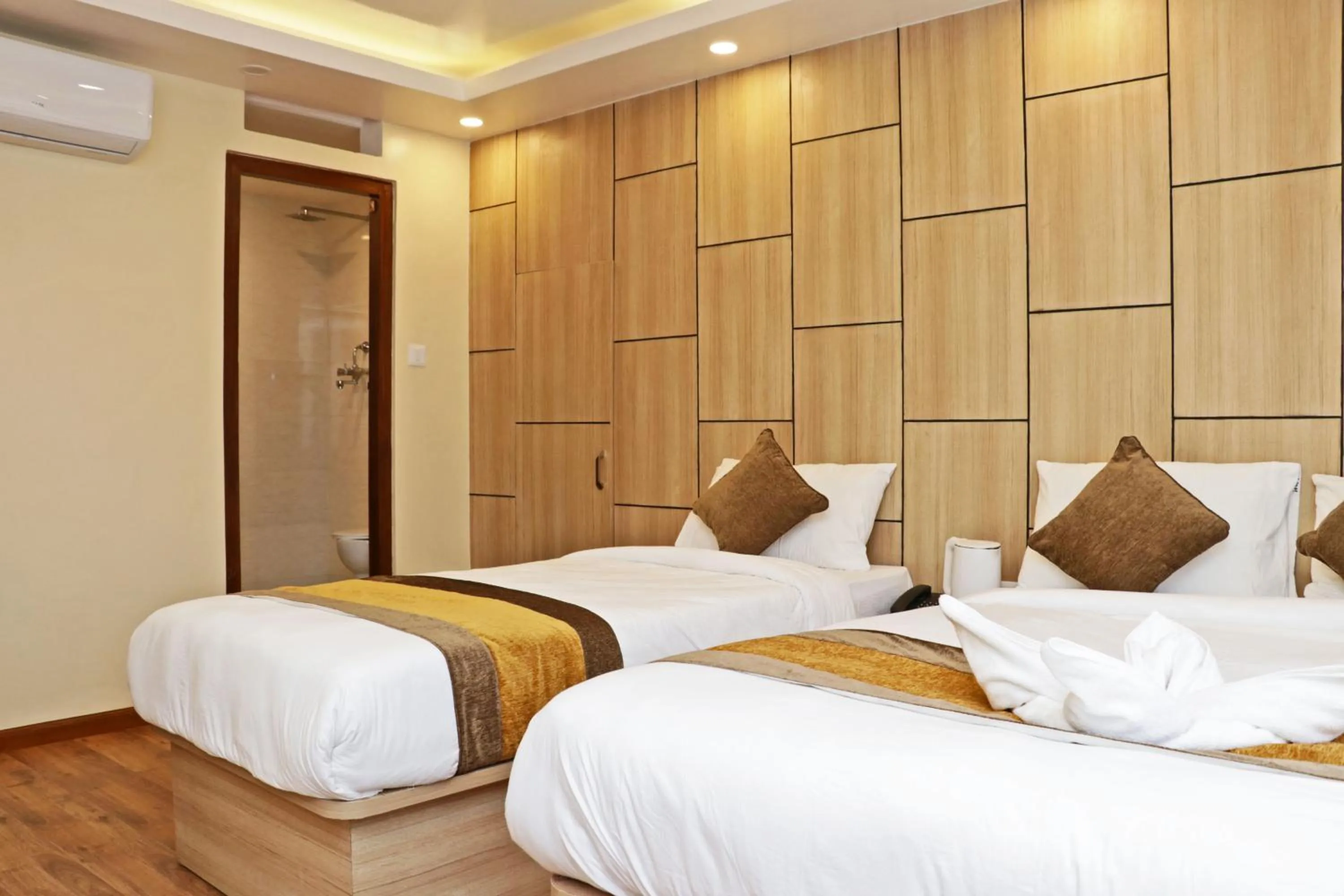 Bed in Hotel Airport Gurkha