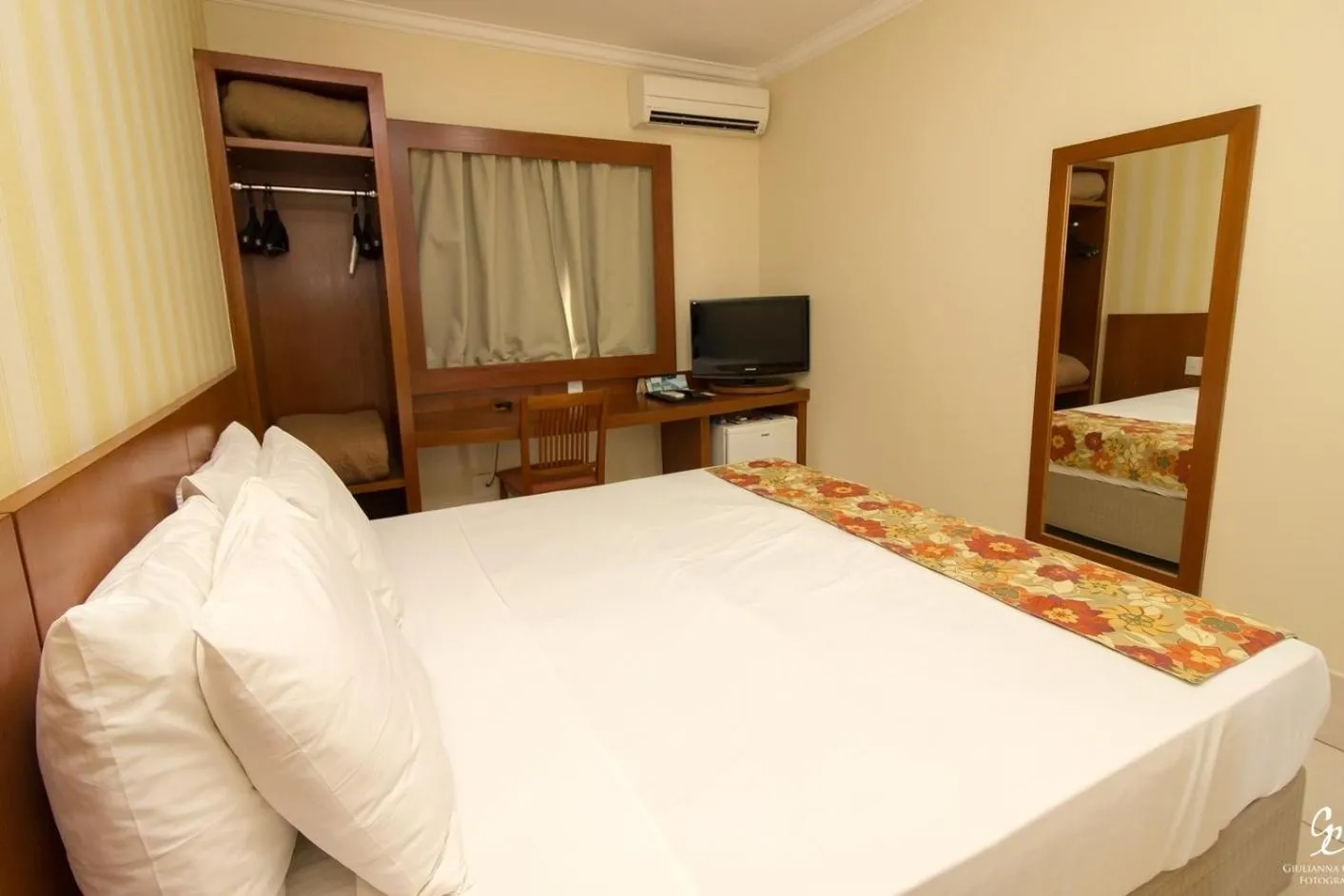 Bedroom, Bed in Gelps Hotel