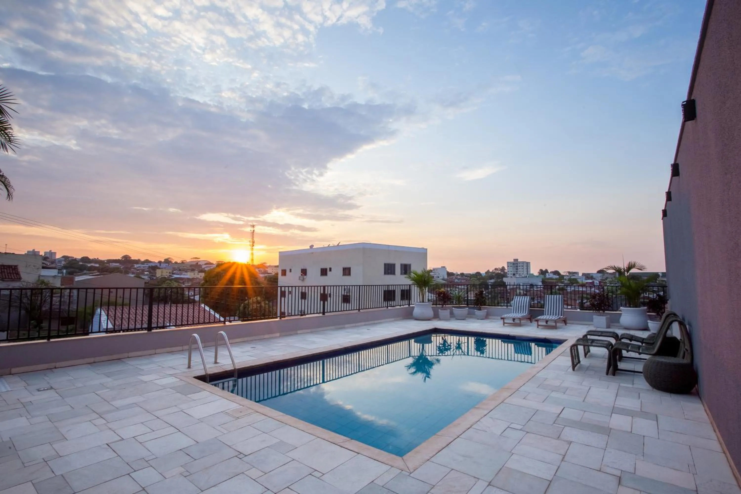 Swimming pool in Gelps Hotel