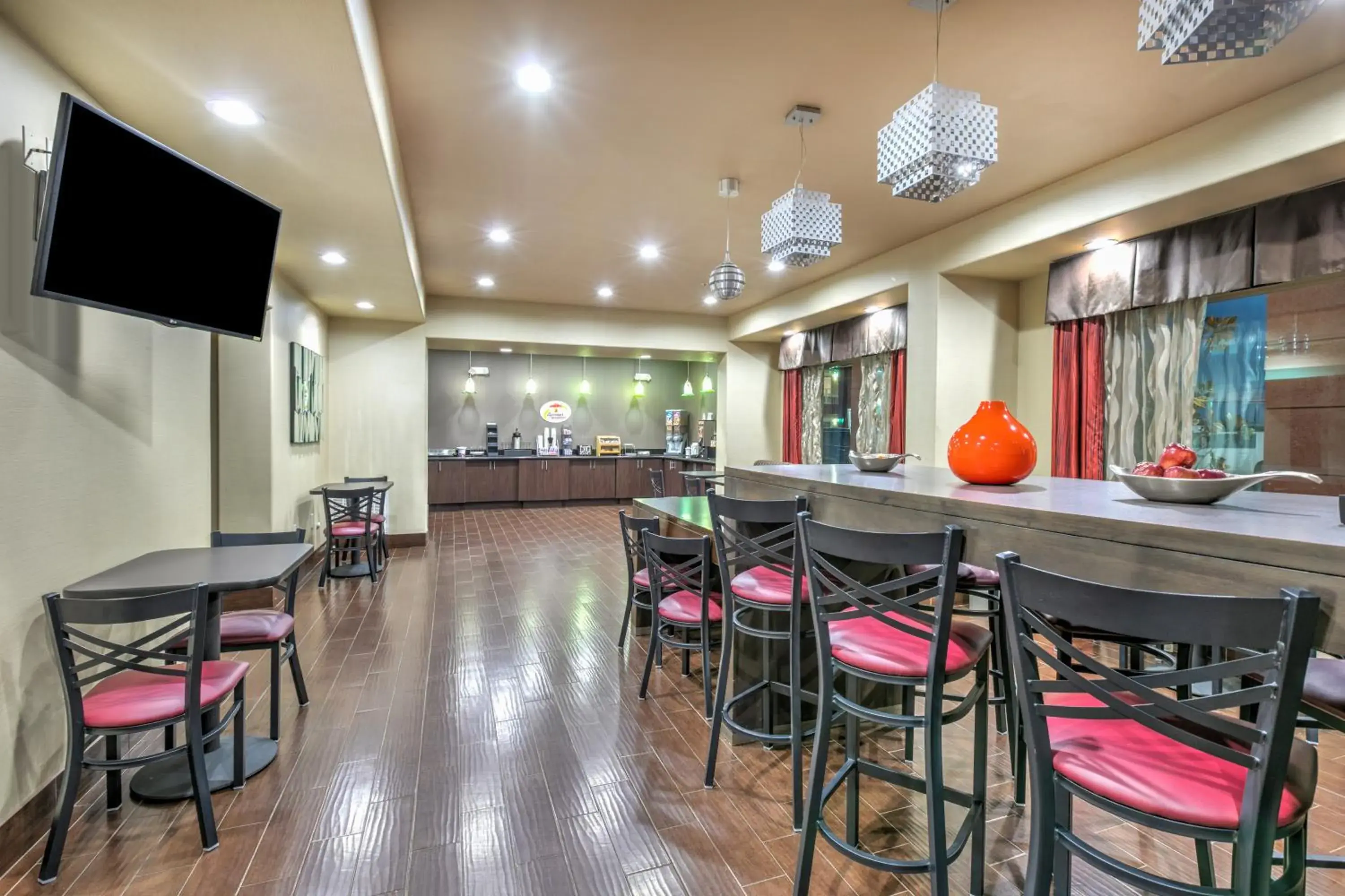 Lobby or reception in Super 8 by Wyndham Karnes City Lobby or reception in Super 8 by Wyndham Karnes City