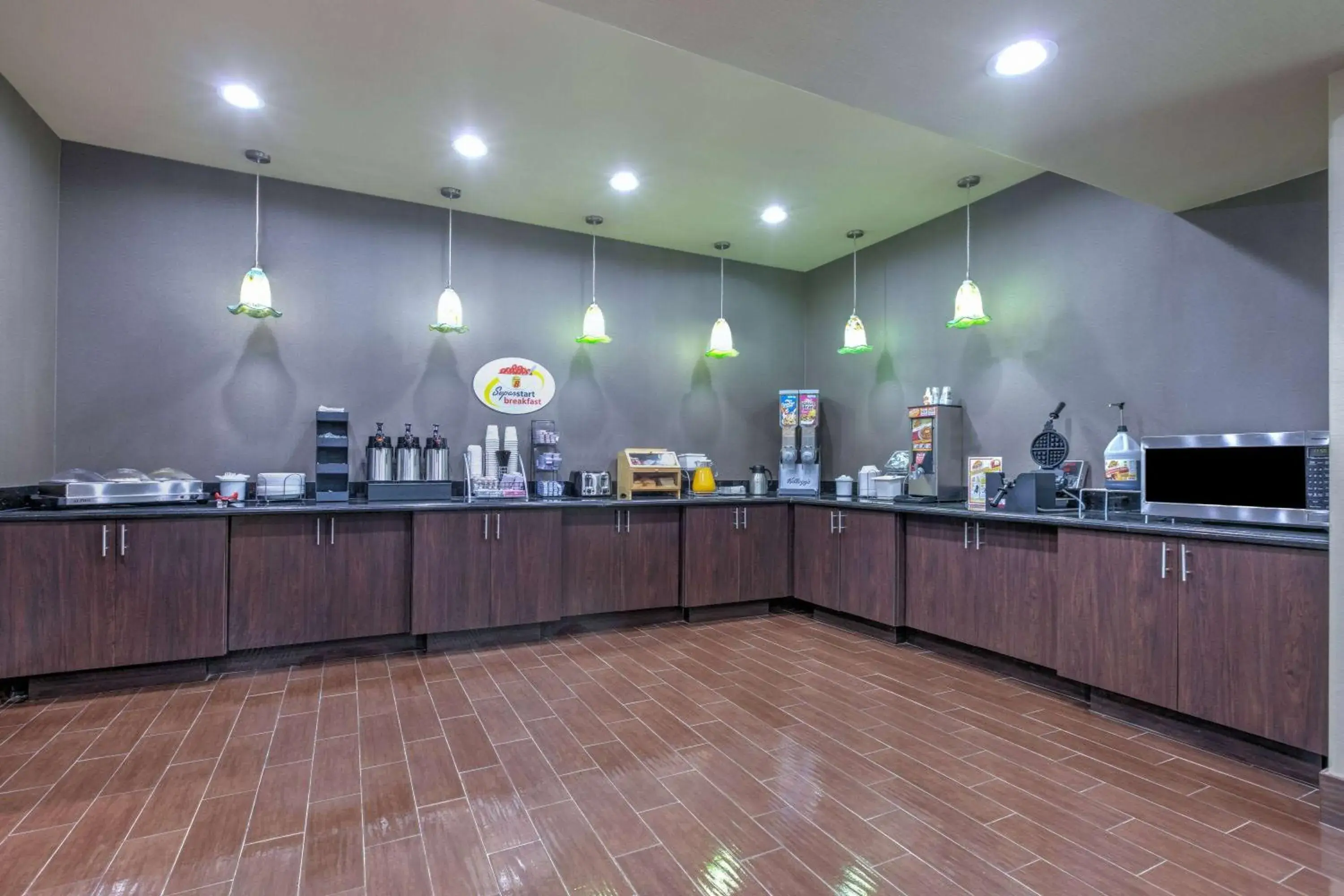 Breakfast in Super 8 by Wyndham Karnes City Breakfast in Super 8 by Wyndham Karnes City