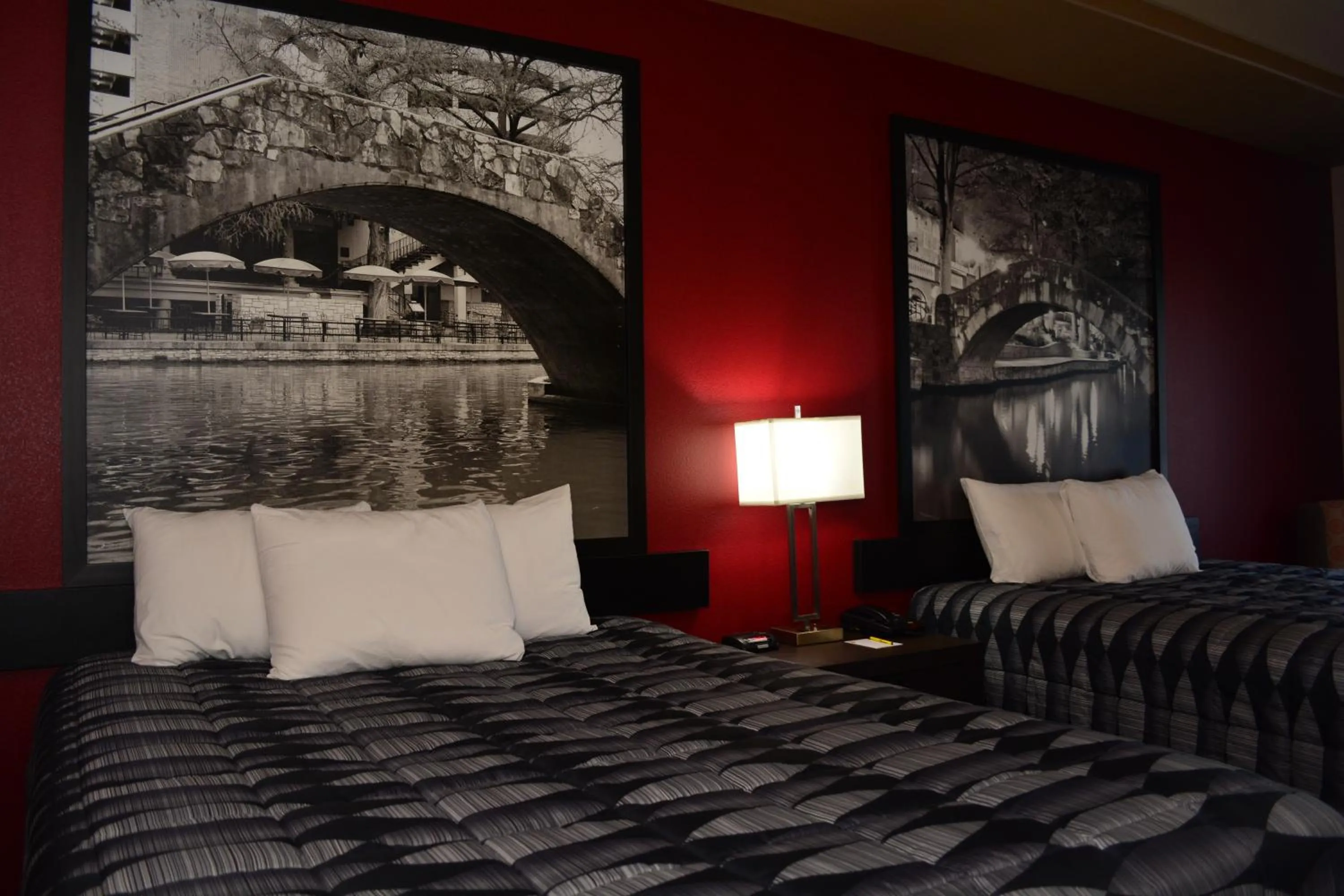 Bed in Super 8 by Wyndham Karnes City