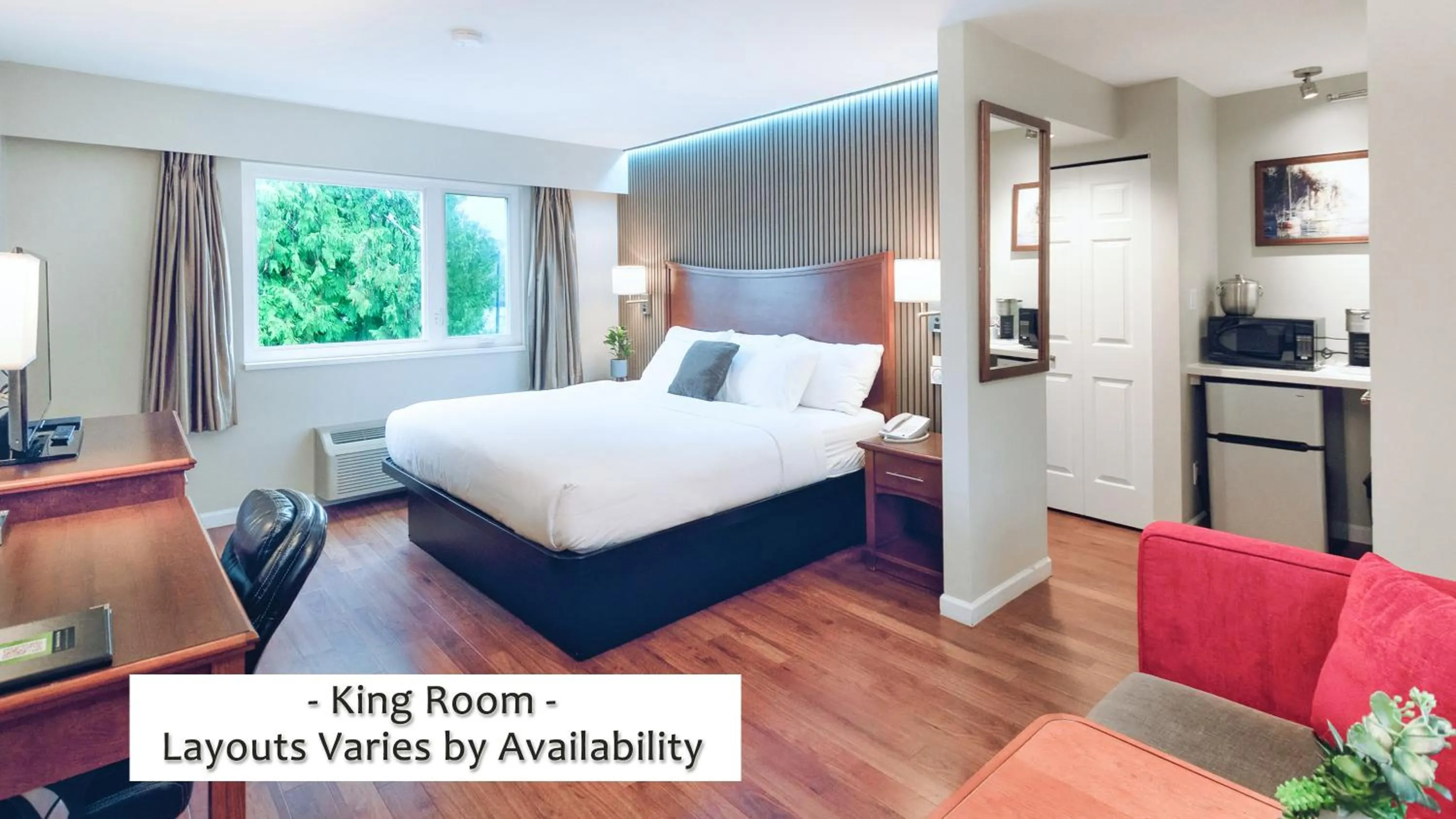 Bed in Gibsons Garden Hotel