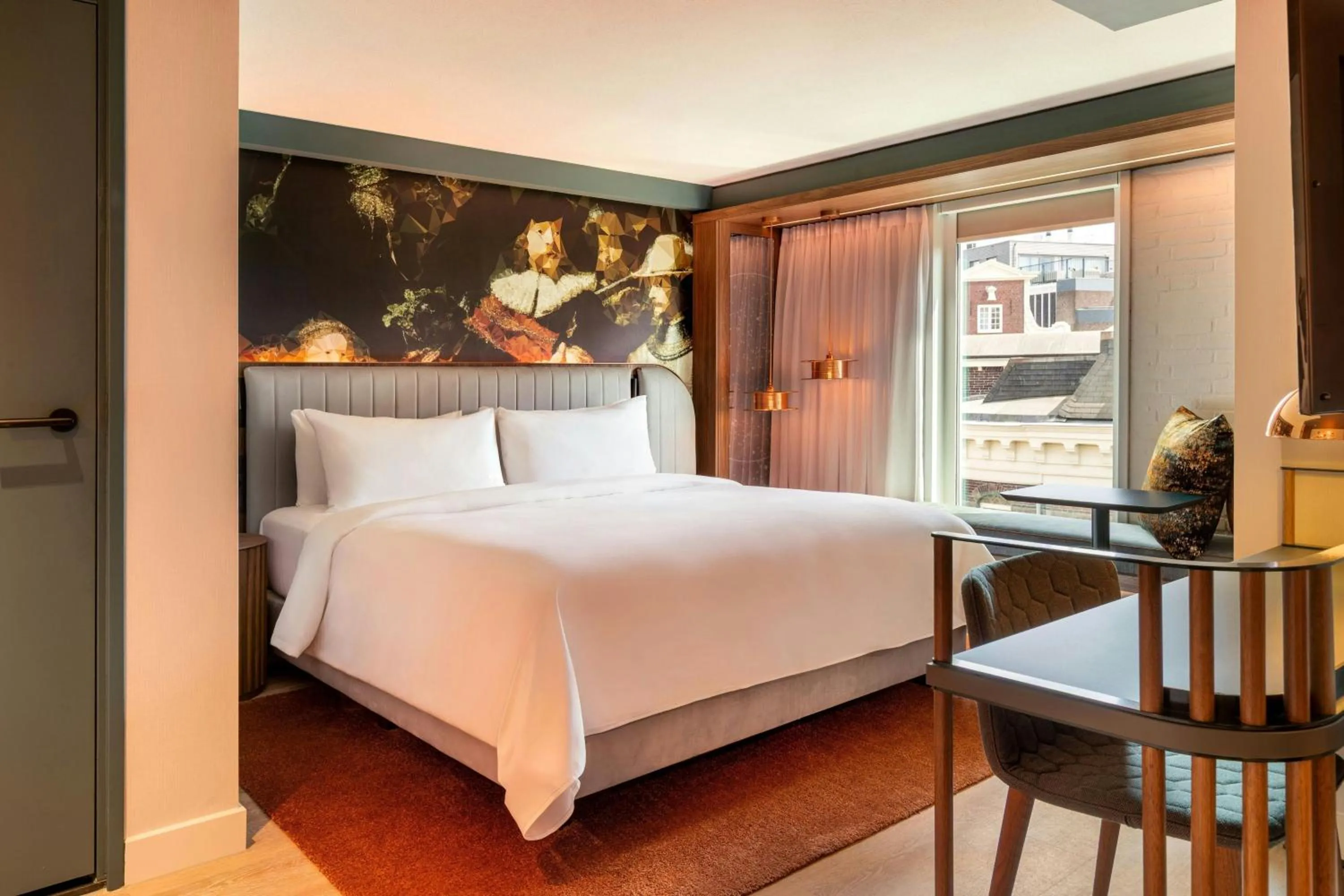 Photo of the whole room, Bed in Renaissance Amsterdam Hotel
