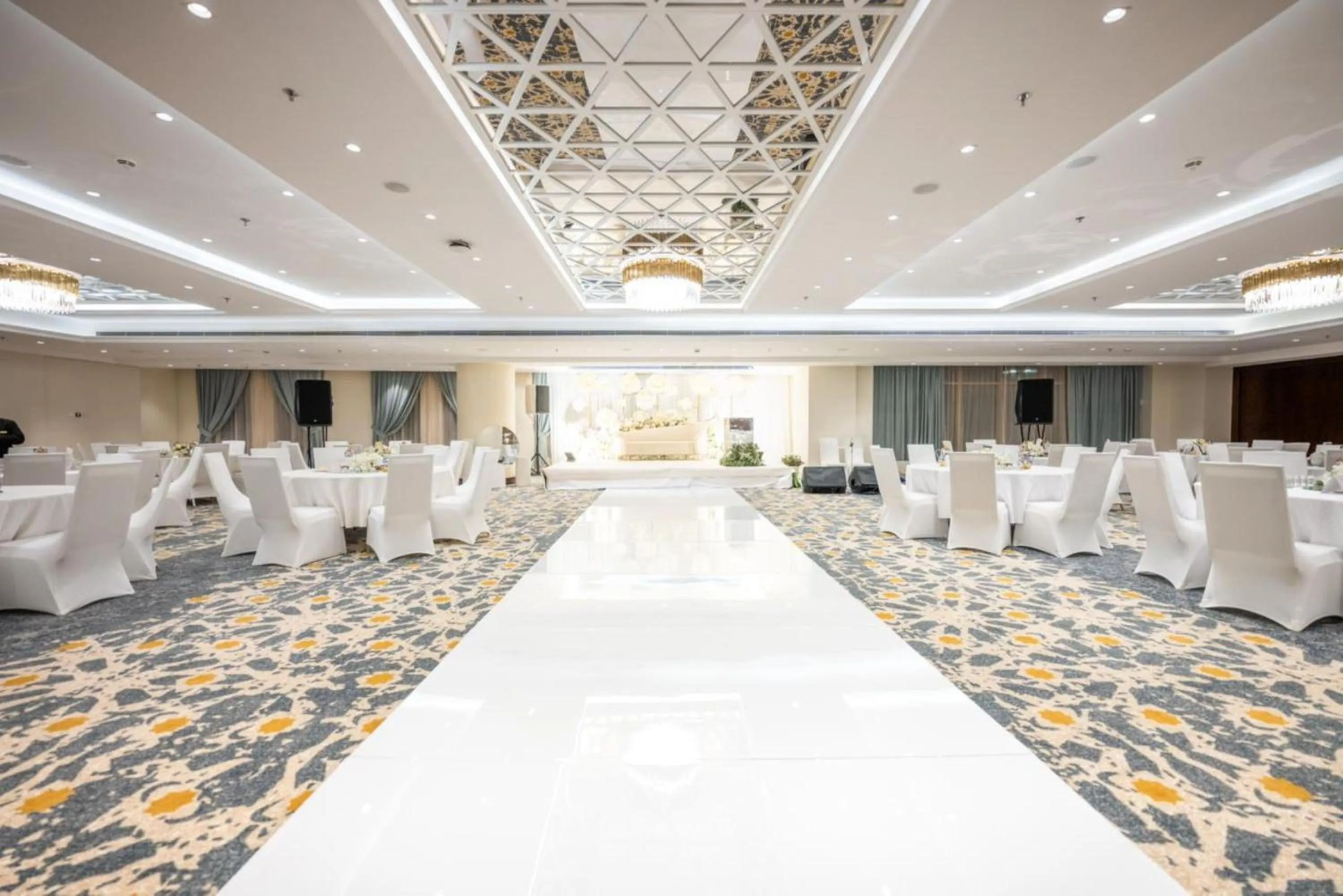 Meeting/conference room in Wirgan Al Noor, Tapestry Collection by Hilton