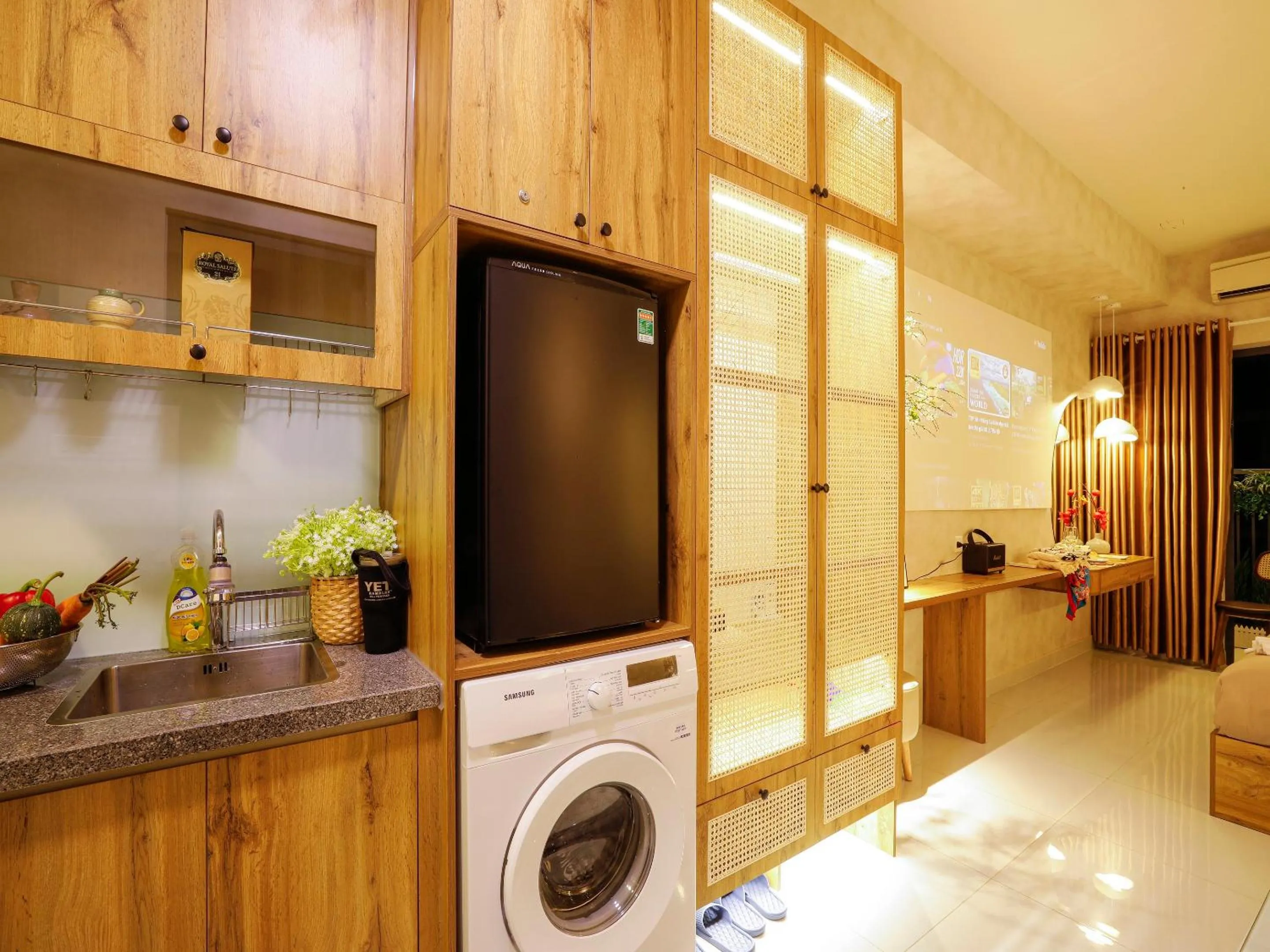 Kitchen or kitchenette in May Soho Saigon Serviced Apartment