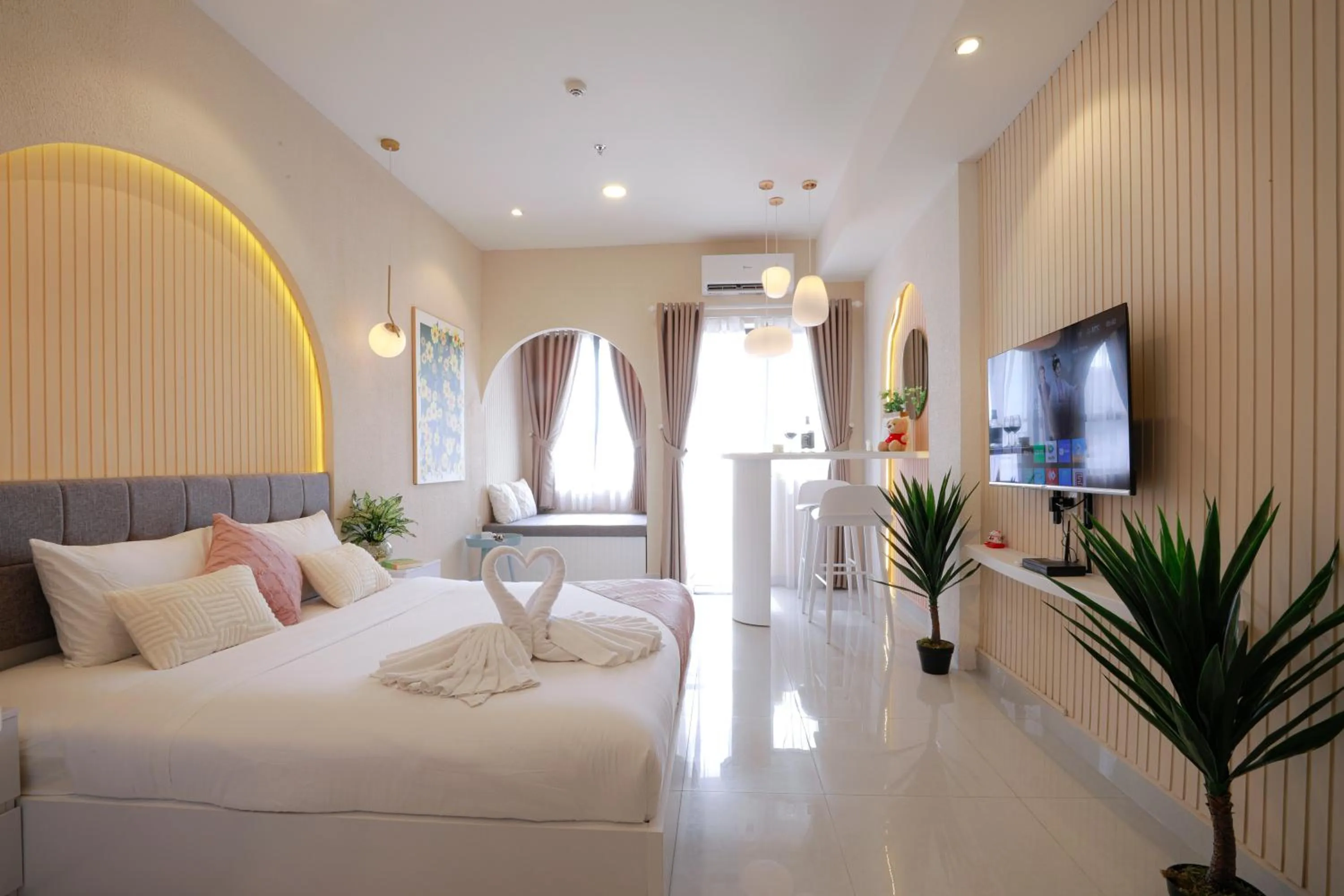 Bed in May Soho Saigon Serviced Apartment