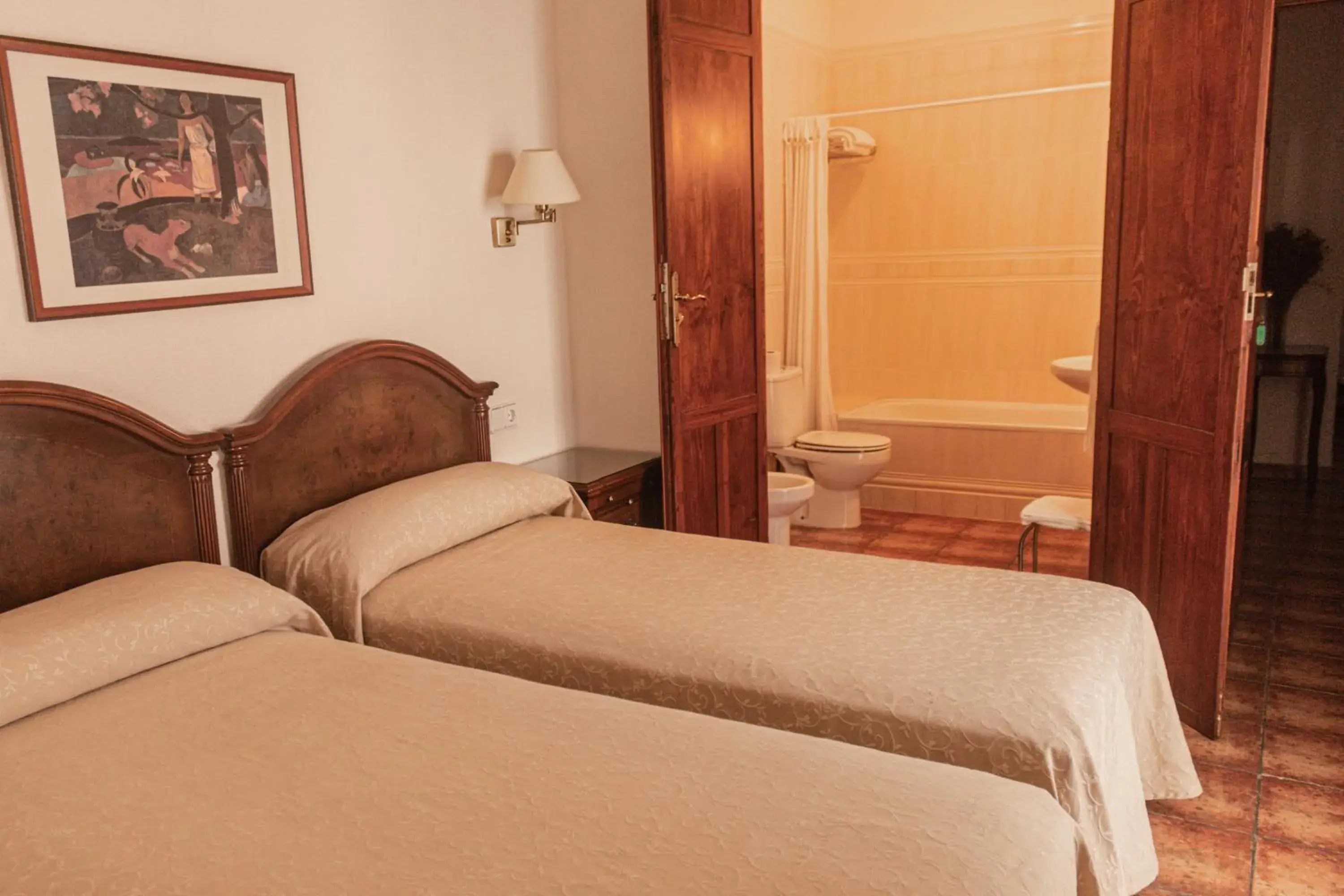Twin Room - single occupancy in Hotel Tàrbena Twin Room - single occupancy in Hotel Tàrbena