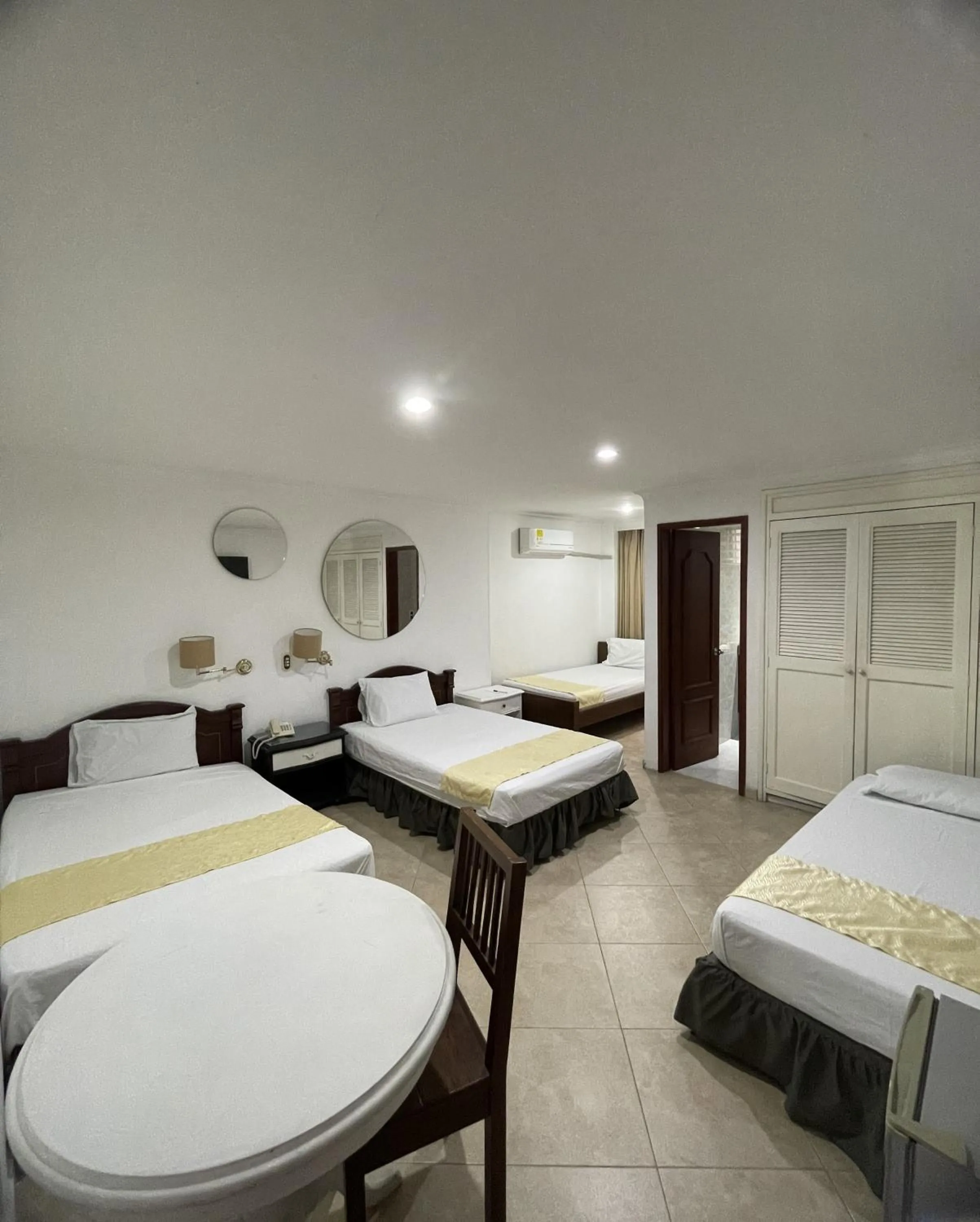 Bed in Hotel Prince Plaza - Laureles Estadio