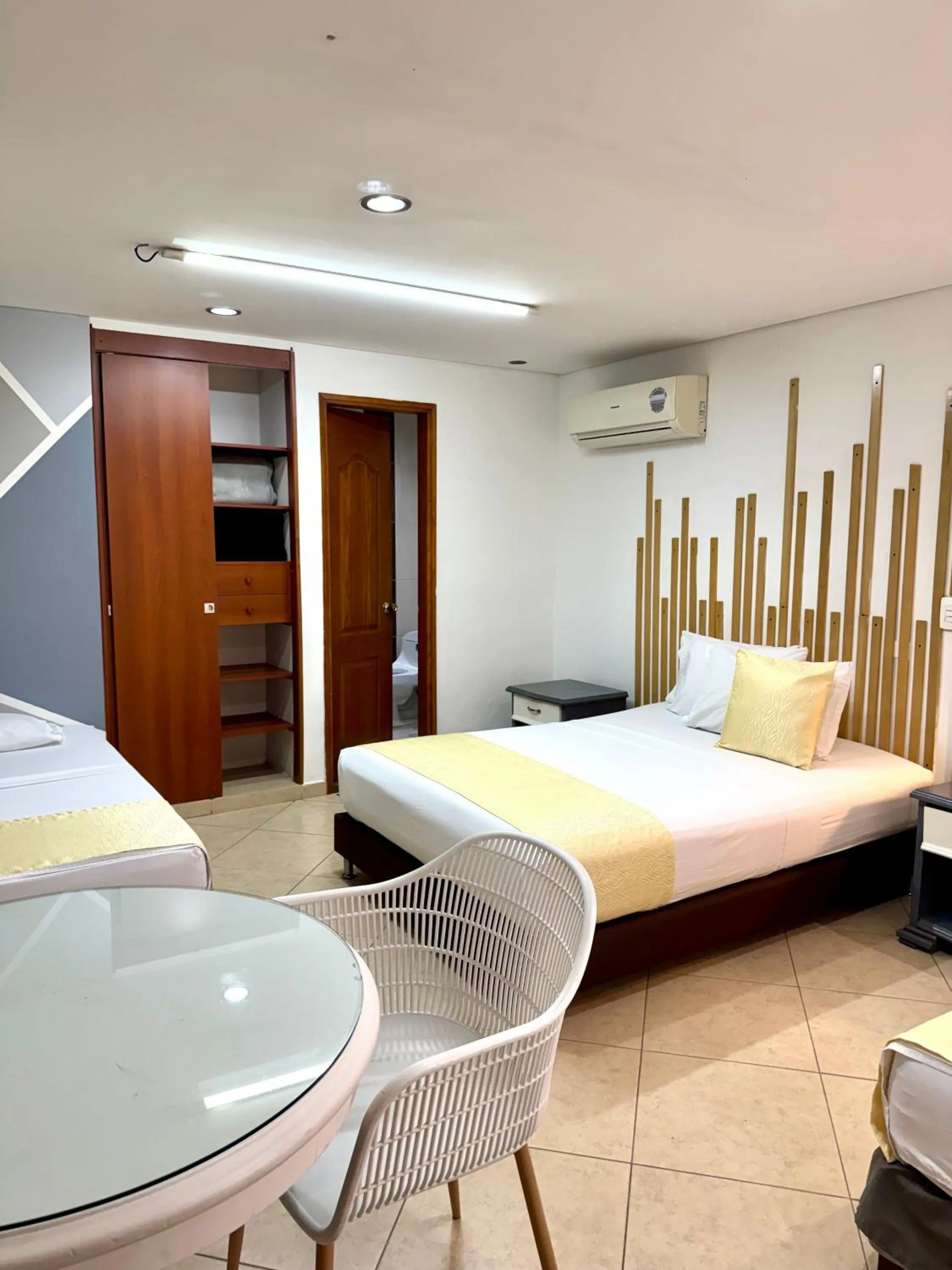 Bedroom, Bed in Hotel Prince Plaza - Laureles Estadio