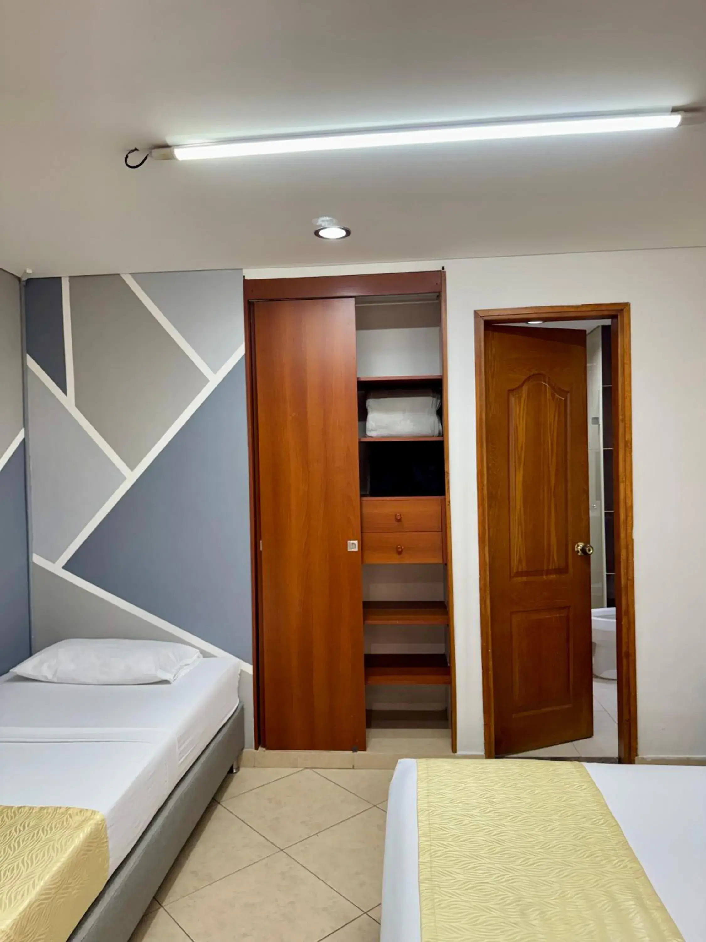Triple Room in Hotel Prince Plaza - Laureles Estadio Triple Room in Hotel Prince Plaza - Laureles Estadio