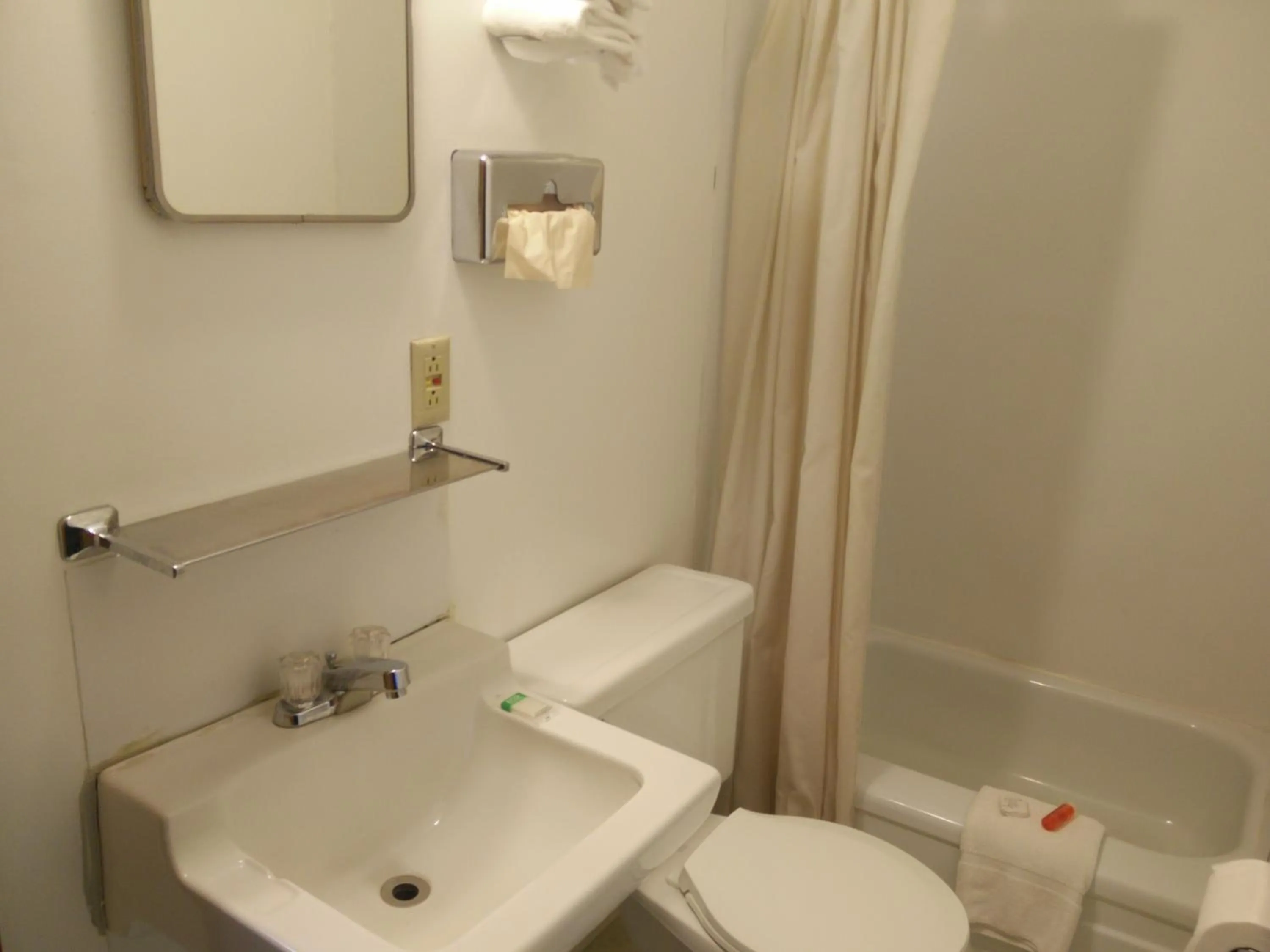 Bathroom in Marina Motel