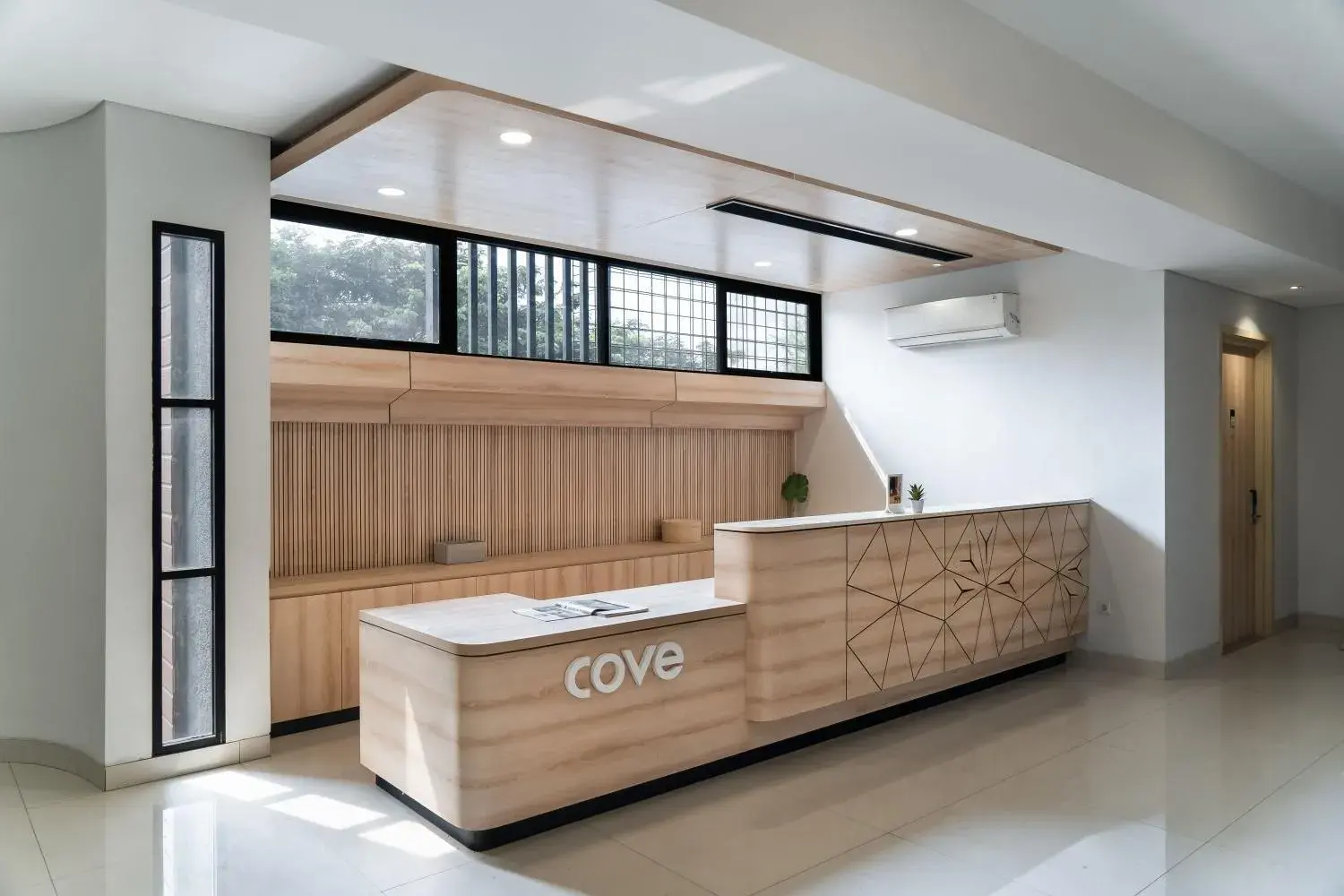 Lobby or reception in Cove Bona Sort Pasar Baru Lobby or reception in Cove Bona Sort Pasar Baru