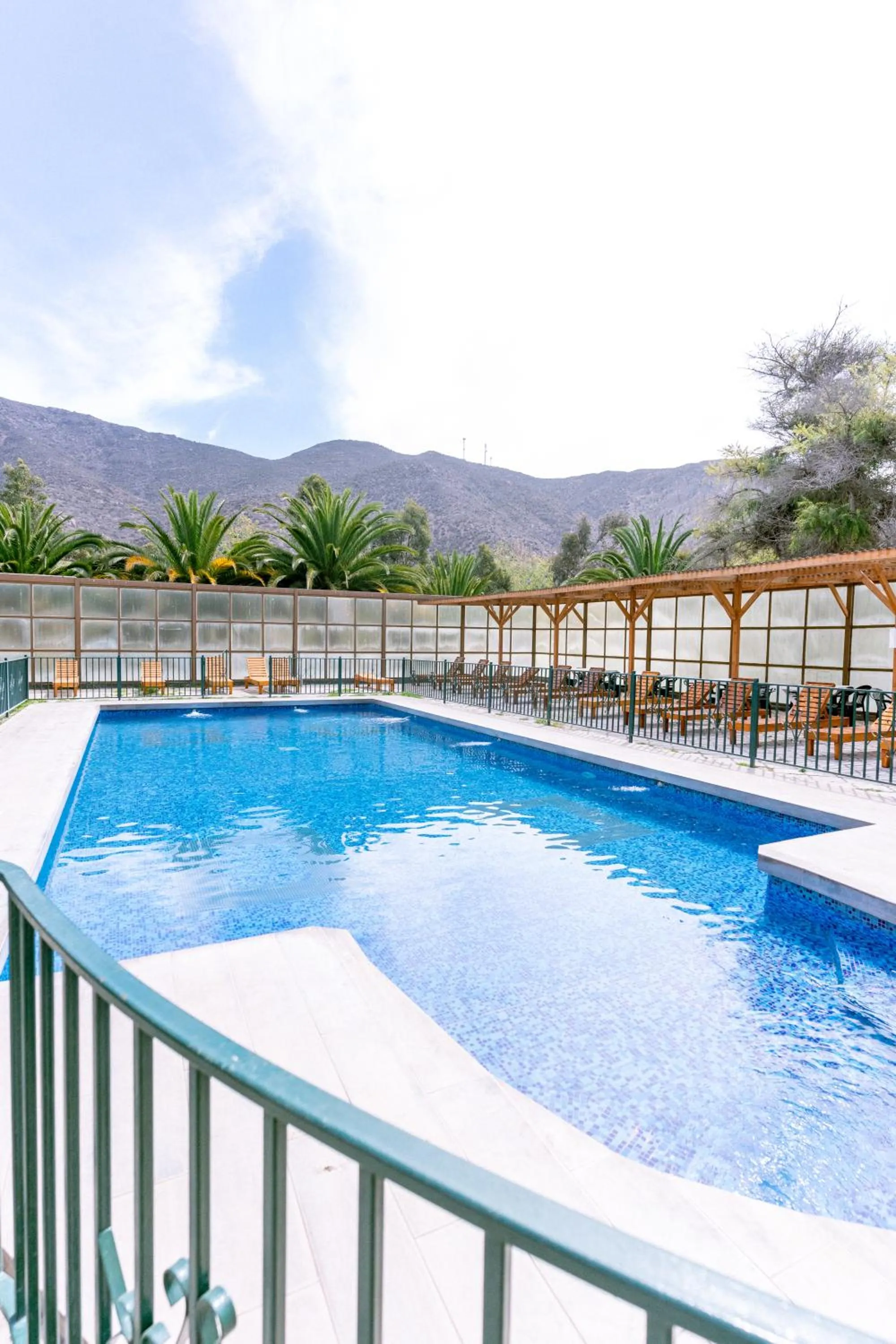 Swimming pool in Hotel Naturaleza Vertientes de Elqui